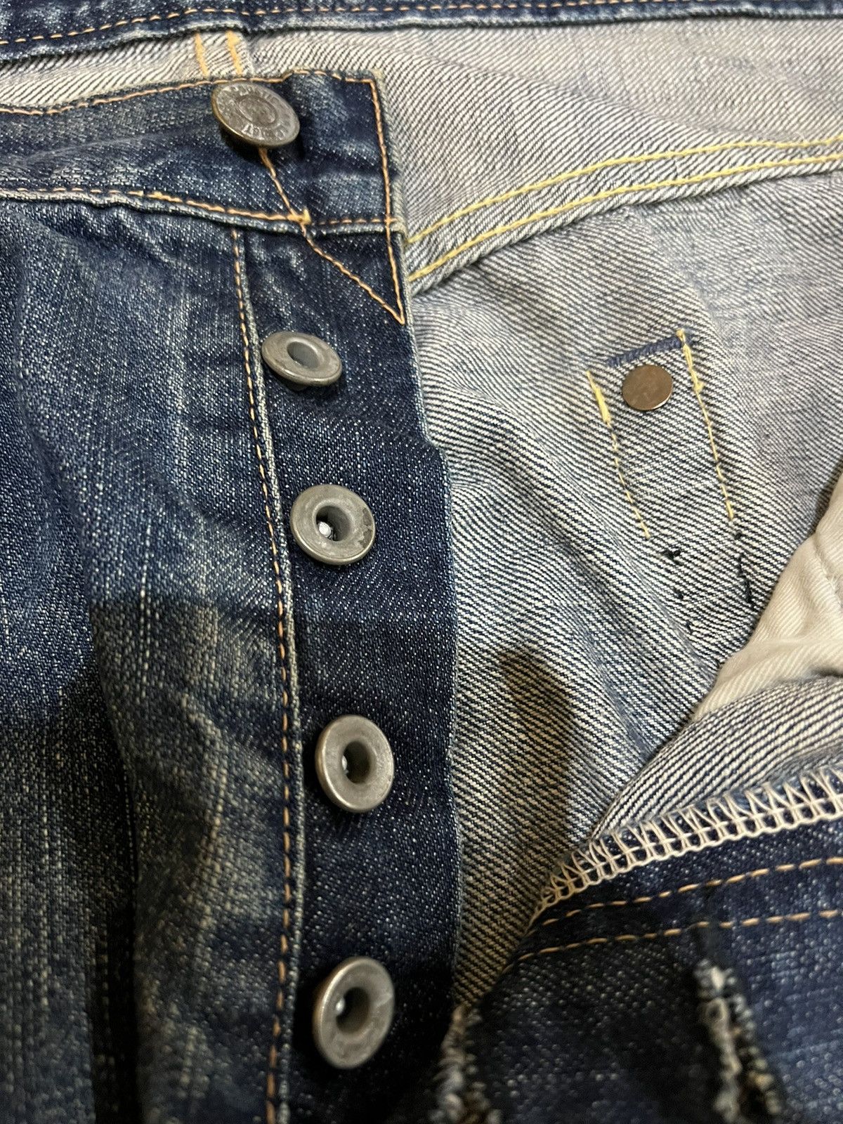 If Six Was Nine × Seditionaries 💥BAGGY💥VINTAGE 90’s ACOUSTIC DISTRESSED SELVEDGE JEANS Size US 34 / EU 50 - 9 Thumbnail