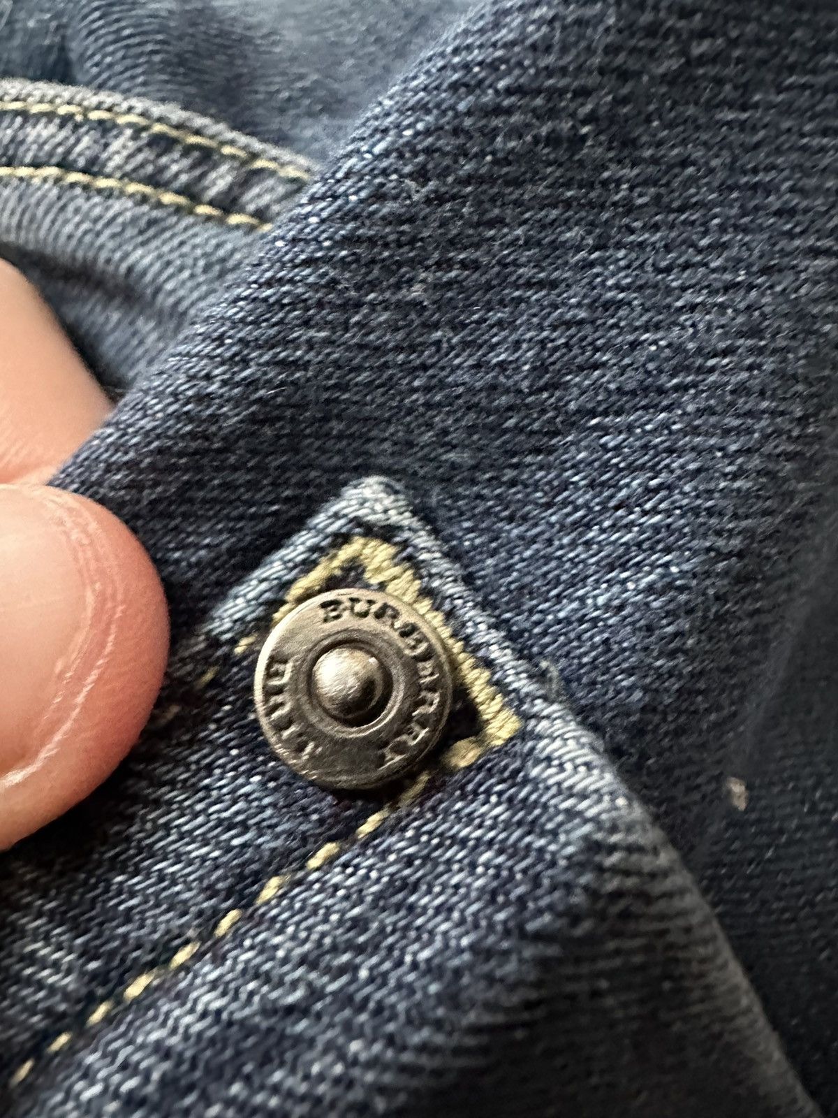 Burberry Burberry Brit Vintage Blue Big Logo Denim size S luxury Size US 30 / EU 46 - 13 Thumbnail
