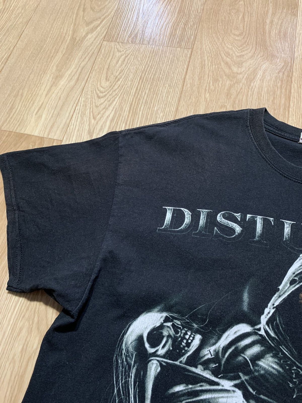 Band Tees Vintage 2012 DISTURBED Metal Band T-Shirt Size US XL / EU 56 / 4 - 6 Thumbnail