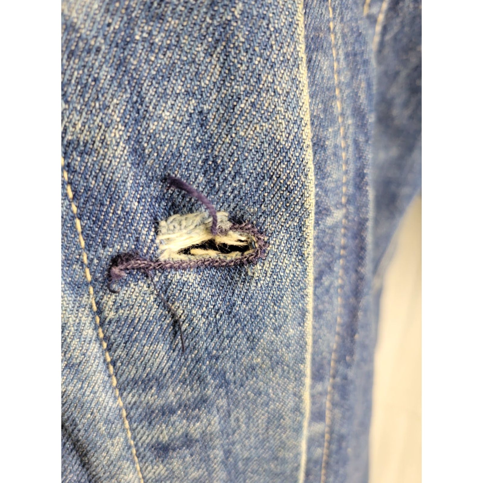 Denime VINTAGE Levis Denim Jacket Jacket Women Long Distressed Collared 77932-7206 Chore Cord Blue Jeans Coat Size M / US 6-8 / IT 42-44 - 6 Thumbnail