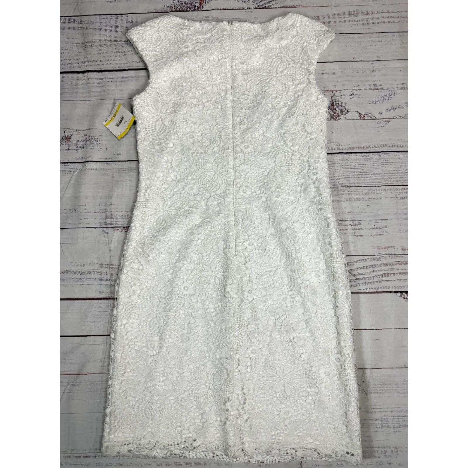Anne Klein Anne Klein White Crochet Floral Bodycon Mini Dress Sleeveless Lined Sz M NWT Size M / US 6-8 / IT 42-44 - 4 Thumbnail