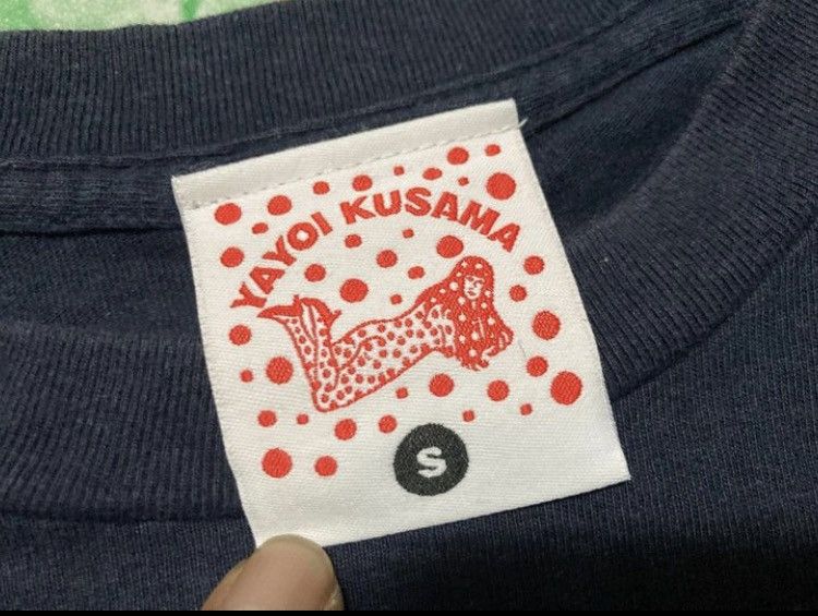 Designer × Japanese Brand × Yayoi Kusama Vintage T-shirt Art Yayoi Kusama Size US S / EU 44-46 / 1 - 2 Thumbnail