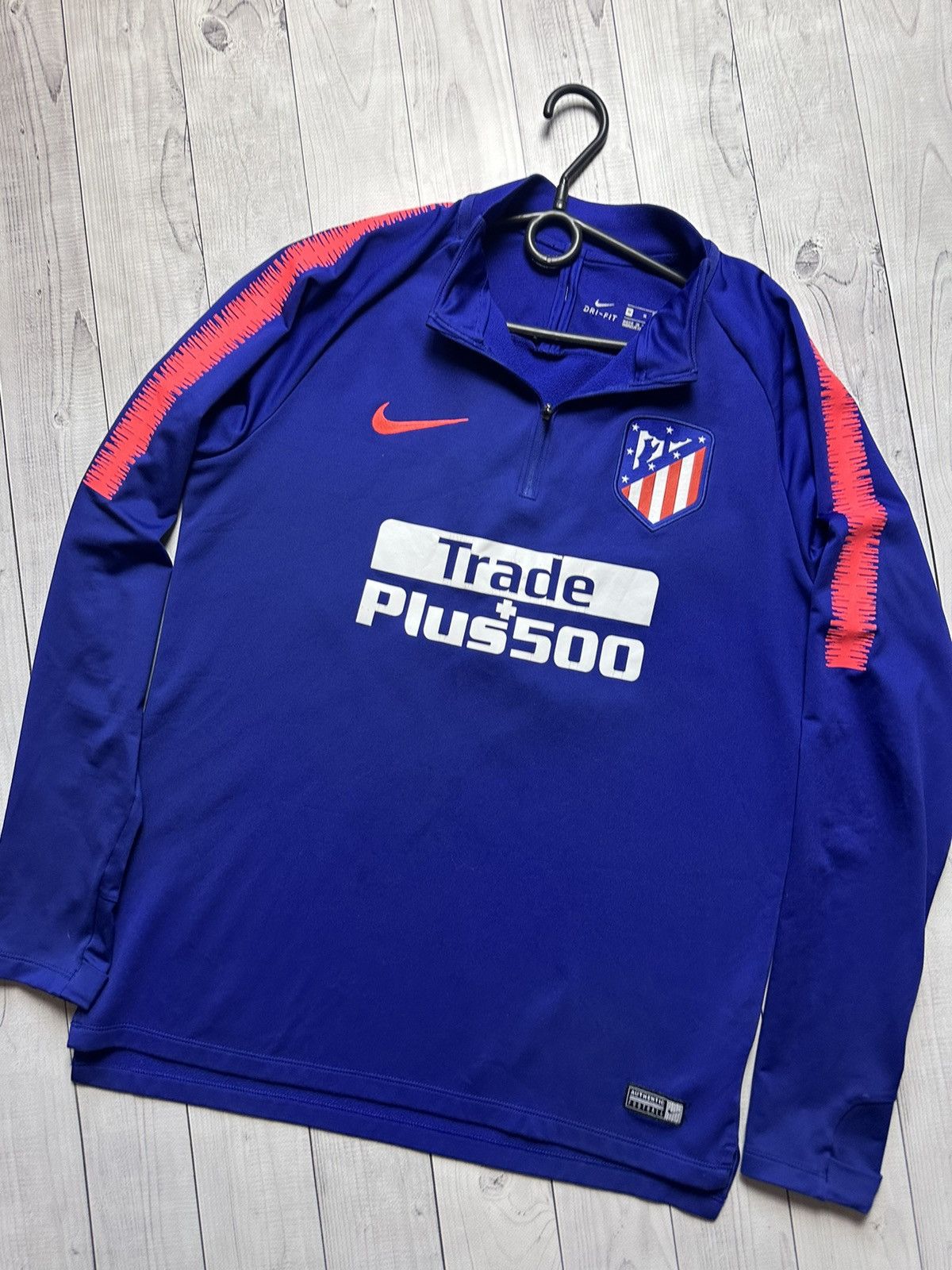 Vintage Nike Atletic Madrid soccer track jacket sweatshirt size M Size US M / EU 48-50 / 2 - 2 Thumbnail