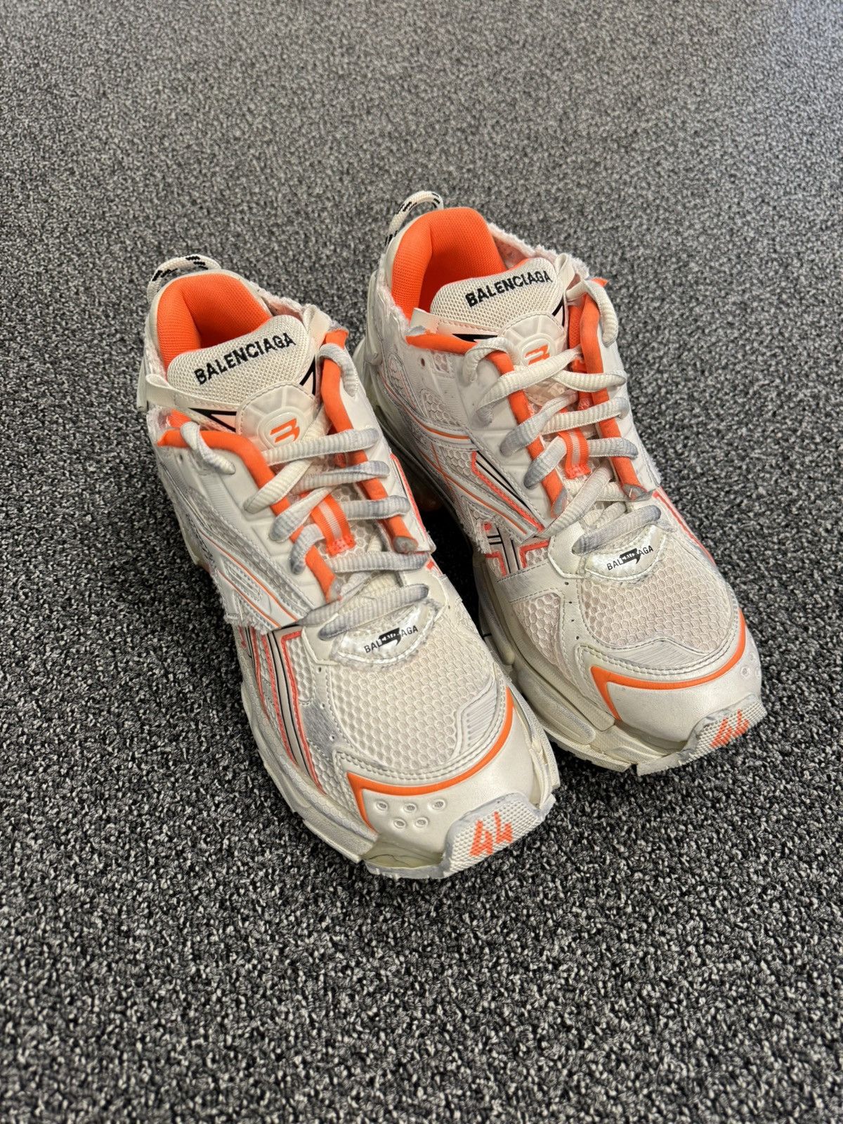 Balenciaga Balenciaga Runner White/Orange (US 10.5/11M) Size US 11 / EU 44 - 5 Thumbnail