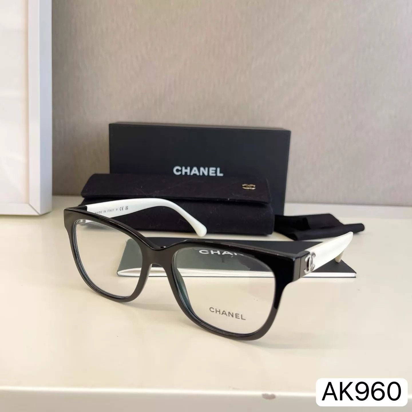 Chanel Chanel AK960 Black & White Panda Flat Lens Glasses Size ONE SIZE - 1 Thumbnail