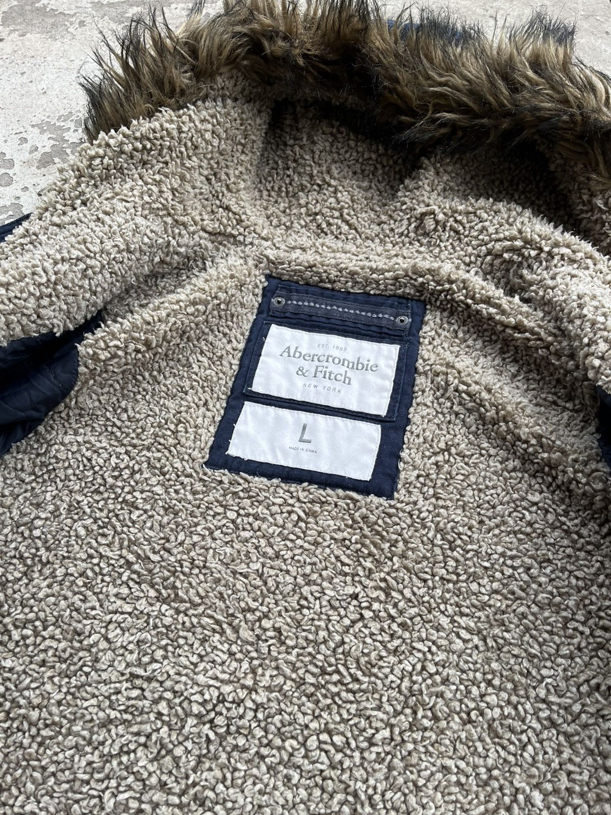Abercrombie & Fitch Japanese Abercrombie Fitch Fur Faux Faded Y2K Zip Hoodie Size US L / EU 52-54 / 3 - 6 Thumbnail