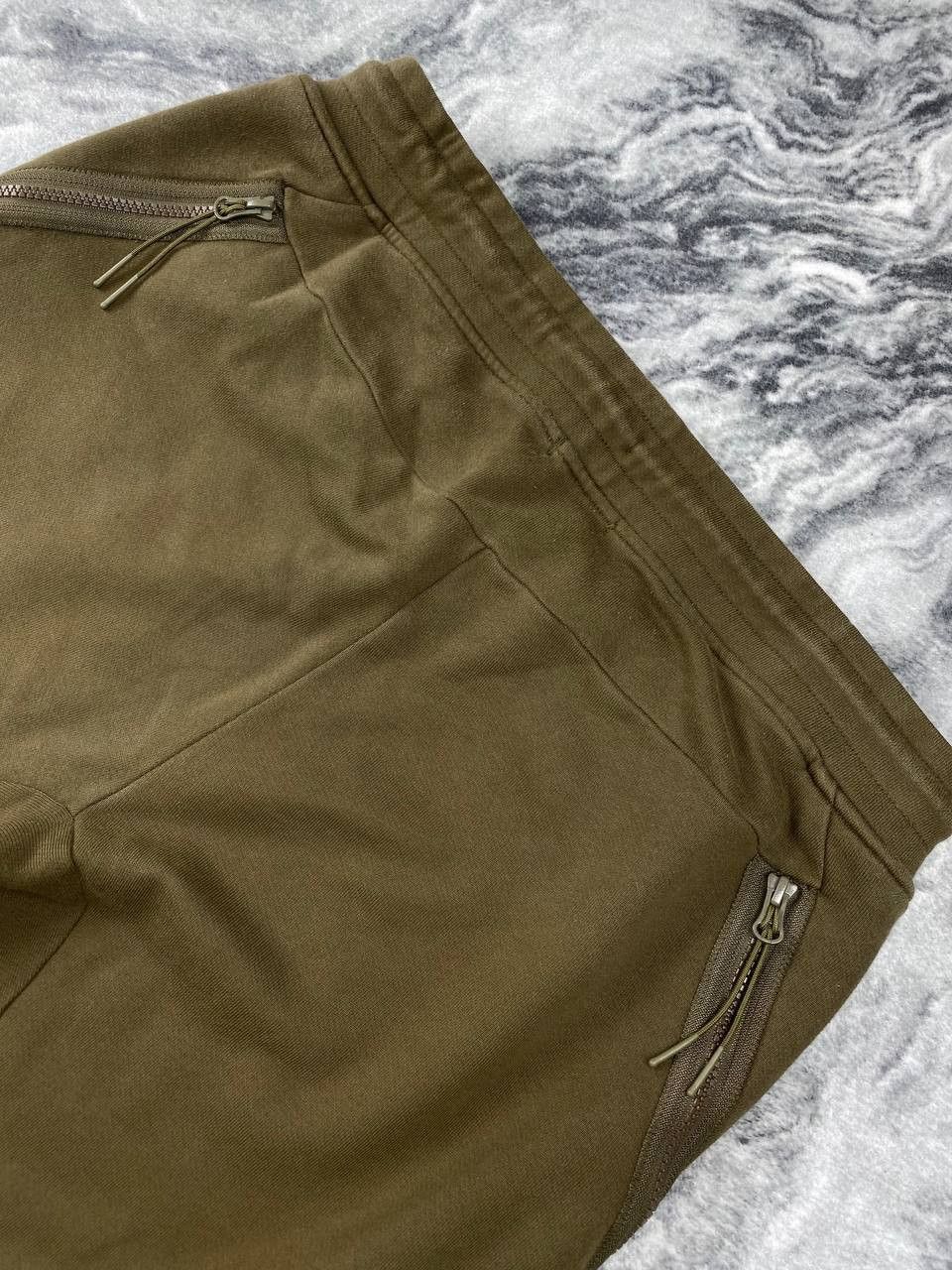 C.P. Company CP Company Diagonal Raised Fleece Lens Pocket Sweatpants Size US 36 / EU 52 - 14 Thumbnail
