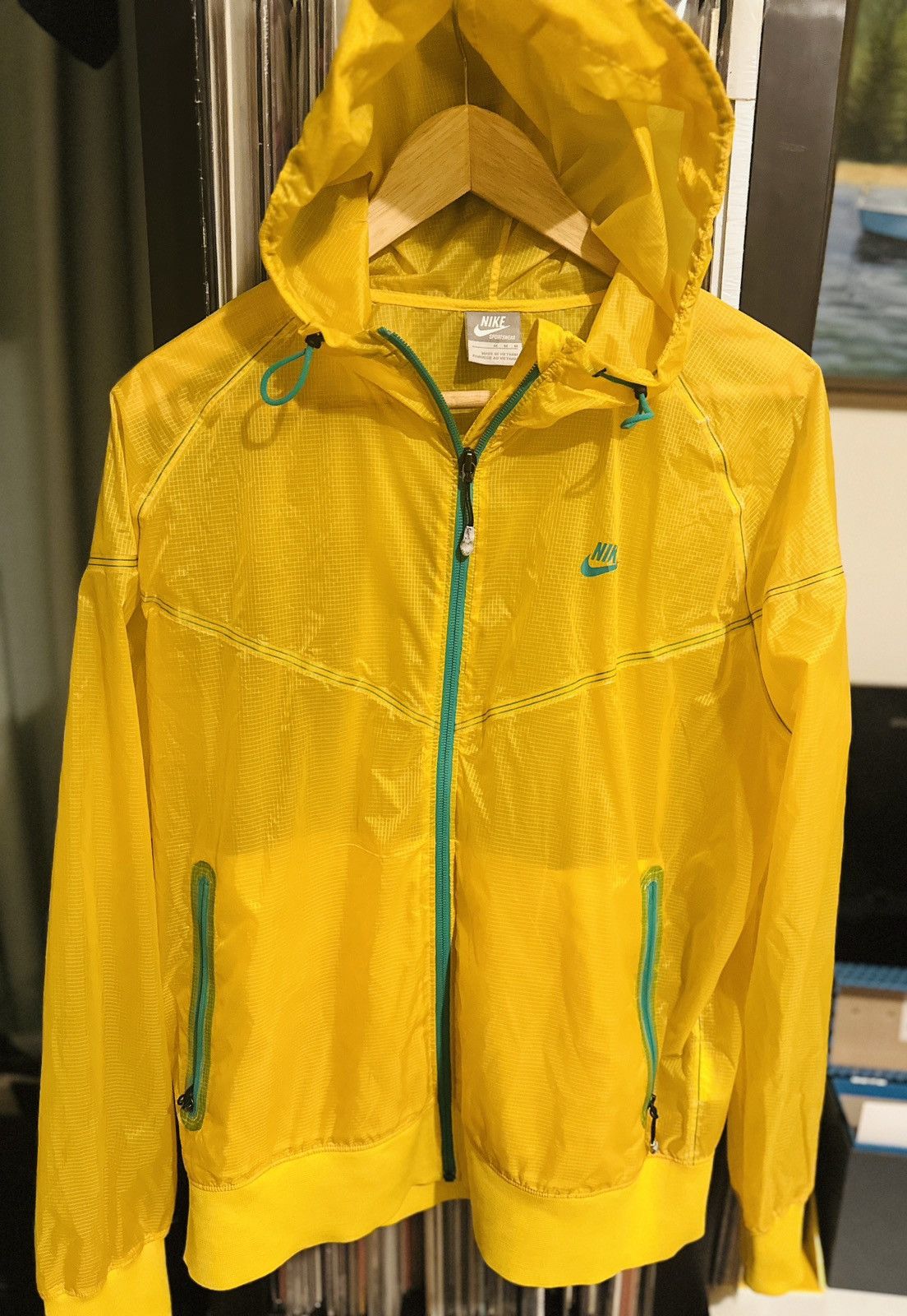 Nike Nike Windrunner Sportswear Jacket Yellow Aqua Blue 2009 Rare Size US M / EU 48-50 / 2 - 1 Thumbnail