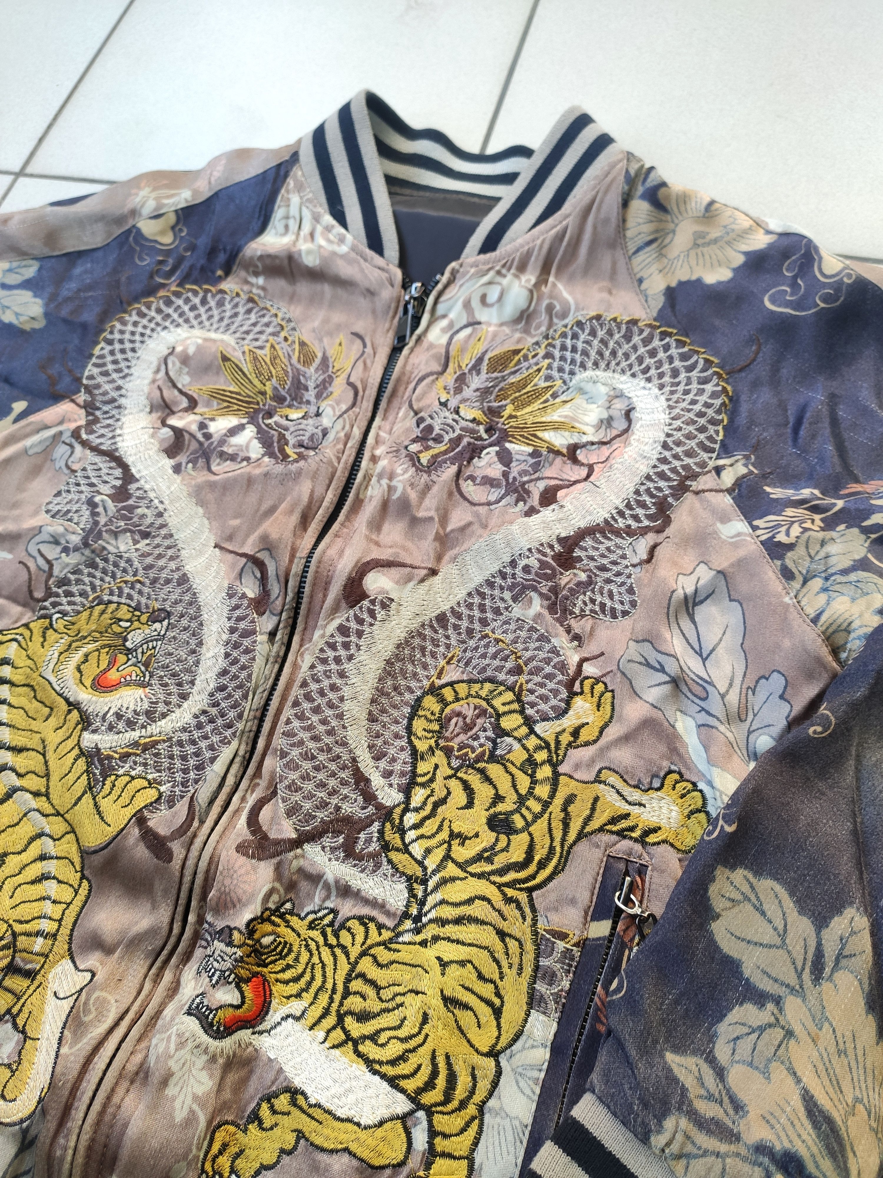 Zara Rare Zara bomber men jacket abstract retro silk Size US S / EU 44-46 / 1 - 5 Thumbnail