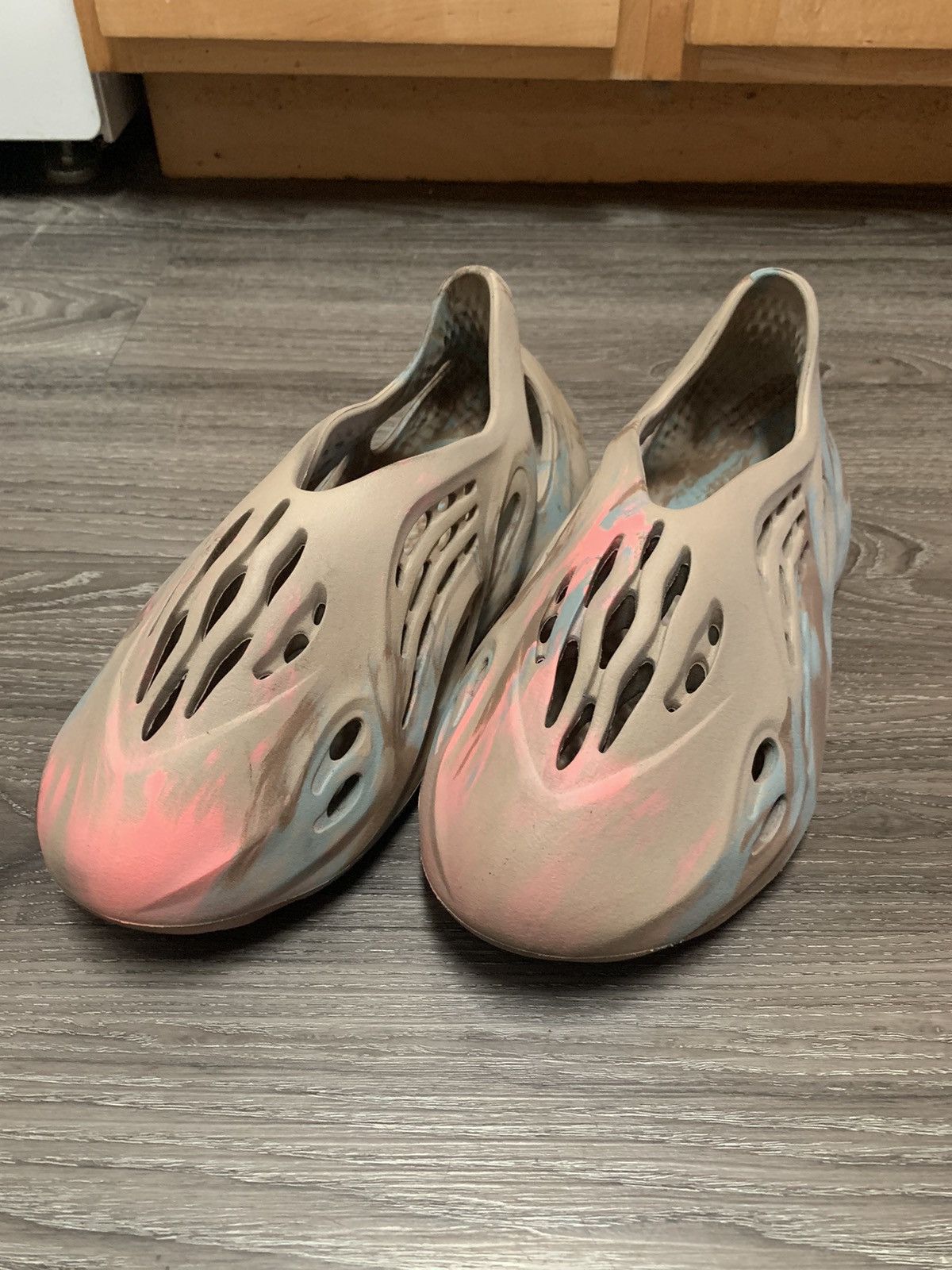 Adidas × Kanye West × Yeezy Yeezy Foam Runner MX Sand Grey Size US 10 / EU 43 - 2 Thumbnail