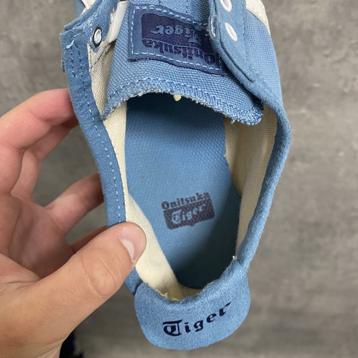 Asics Vintage Shoes Asics Onitsuka Tiger Mexico 66 Kill Bill Size US 8 / EU 41 - 10 Thumbnail
