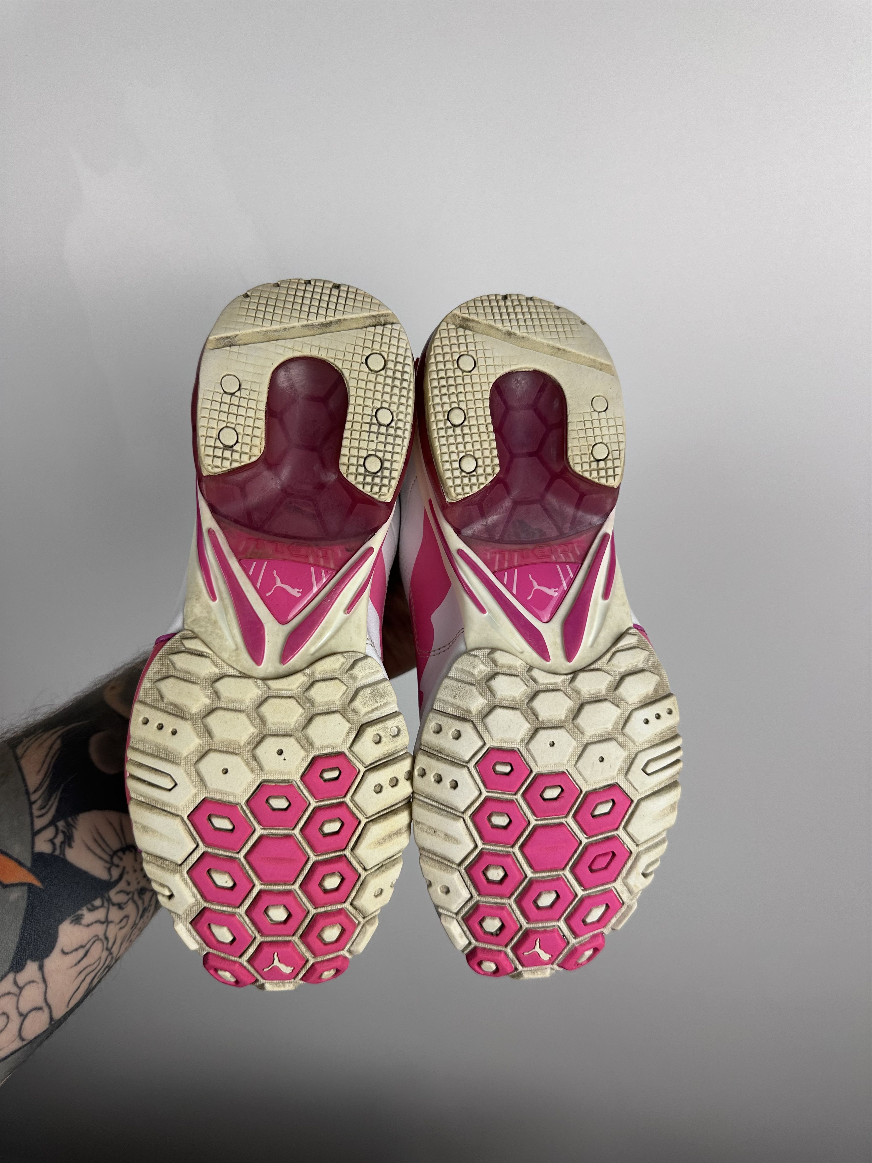 Puma × Vintage Puma Cell Pink White Y2K 2000 Sneakers US5 EU37 UK4 Vintage Size US 5 / IT 35 - 7 Thumbnail