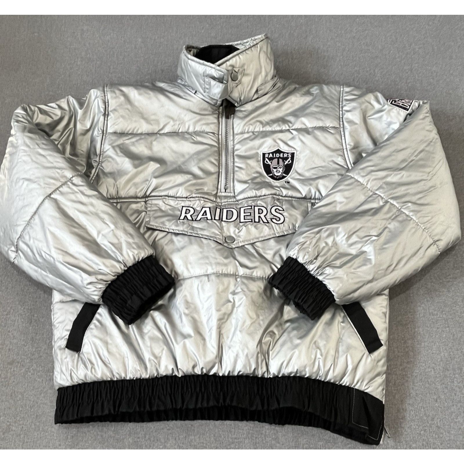 Oakland Raiders Pro Player Reversible Puffer Jacket Med