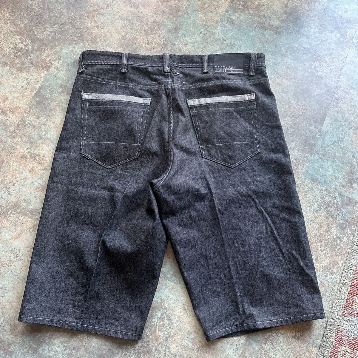 Sean John Sean John dark denim jorts Size US 40 / EU 56 - 3 Thumbnail