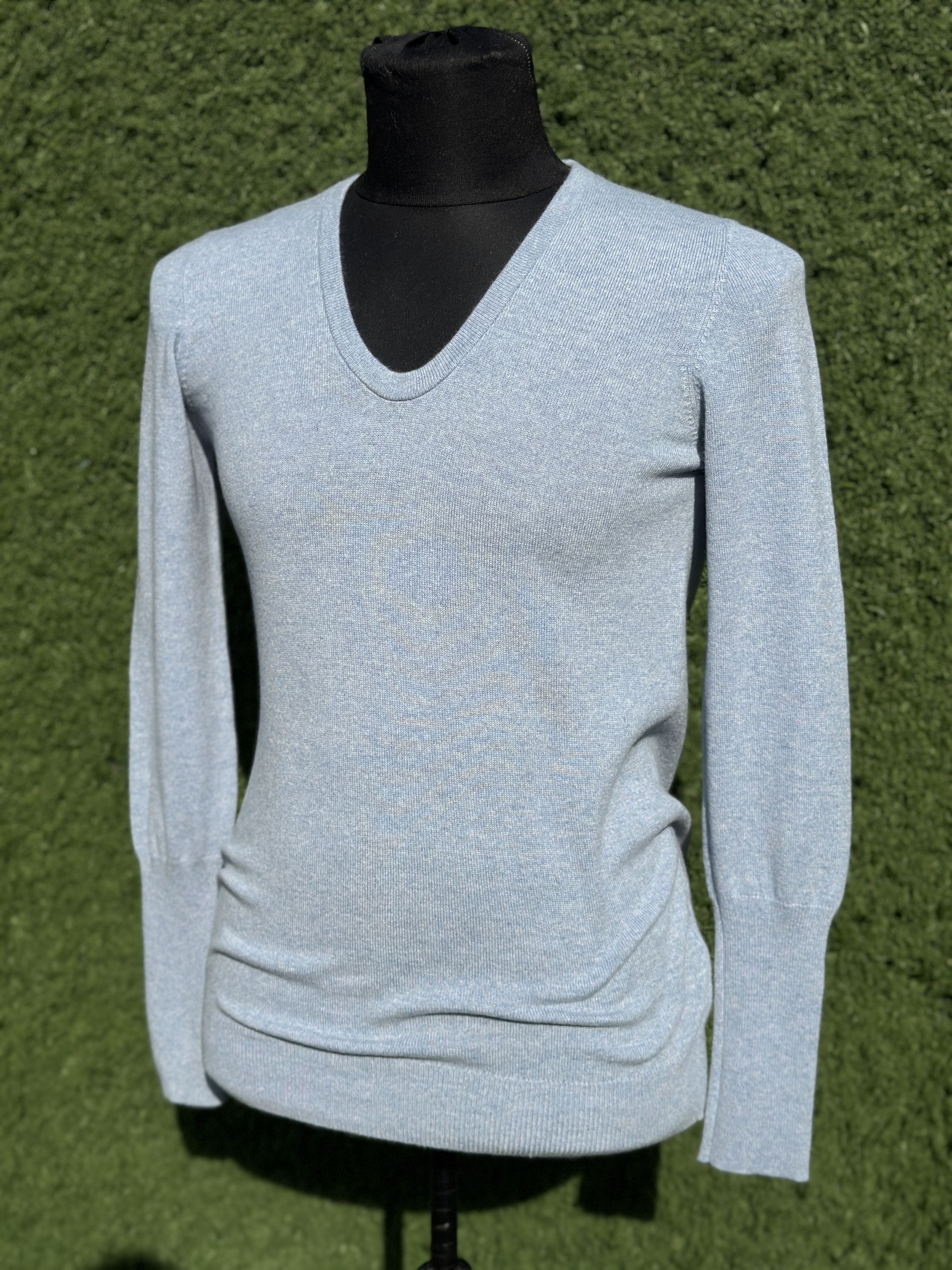 Brunello Cucinelli Brunello Cucinelli Cashmere V Neck Fine Knit Sweater S M Size M / US 6-8 / IT 42-44 - 6 Thumbnail