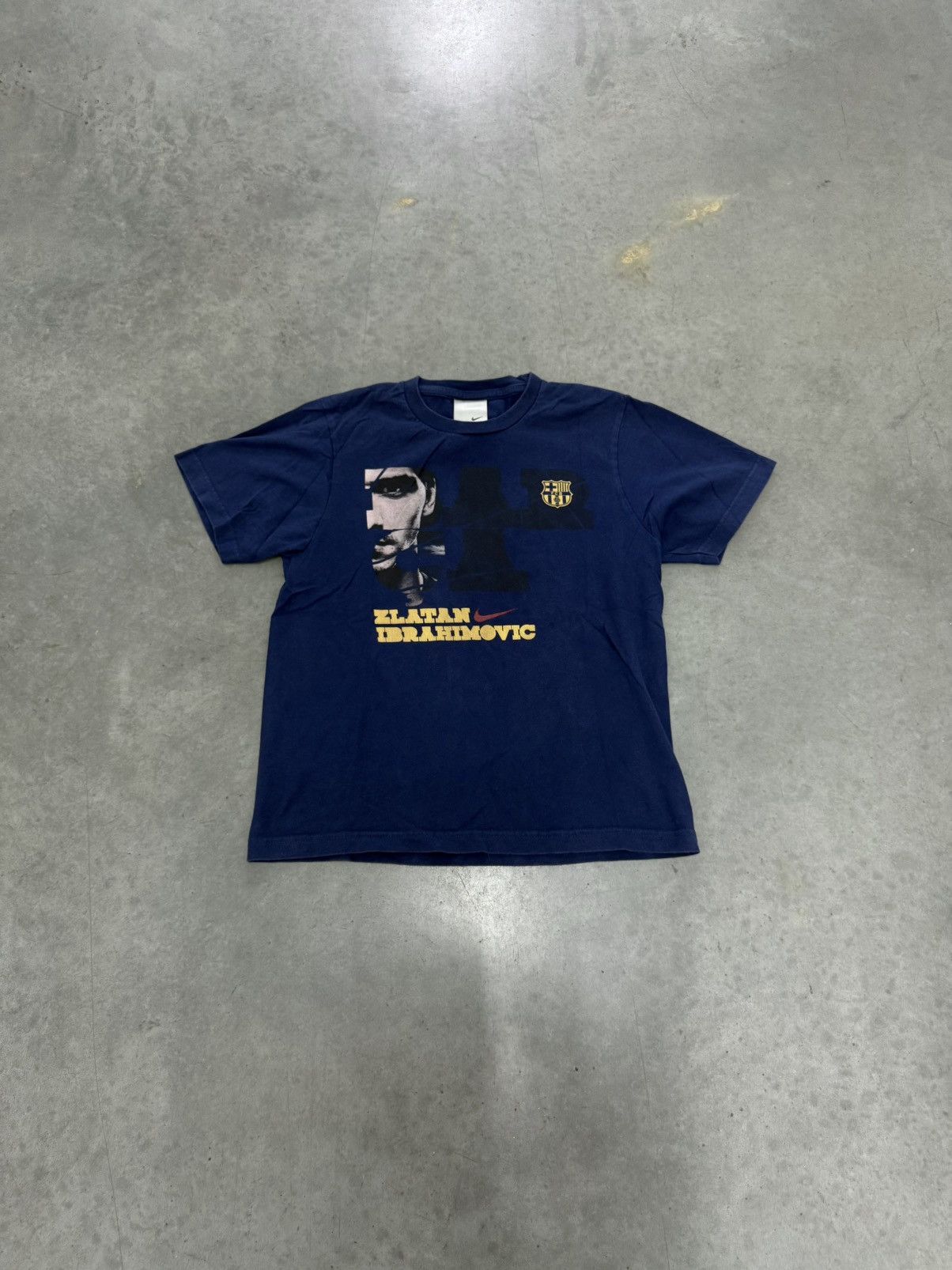 Nike Vintage FC Barcelona Zlatan Ibrahimovic Nike Soccer T Shirt Size US S / EU 44-46 / 1 - 6 Thumbnail