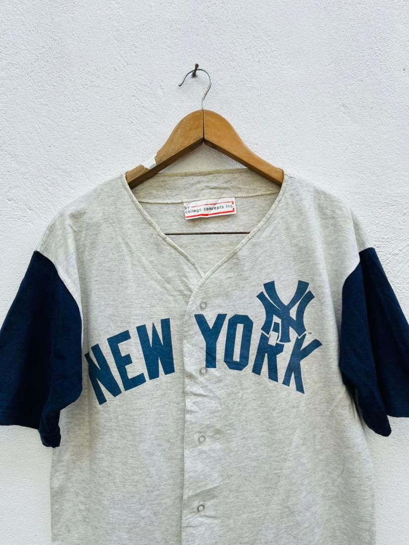 Japanese Brand × Vintage Vintage New York NBA Baseball Cooperstown Collection Shirt Size US L / EU 52-54 / 3 - 3 Thumbnail