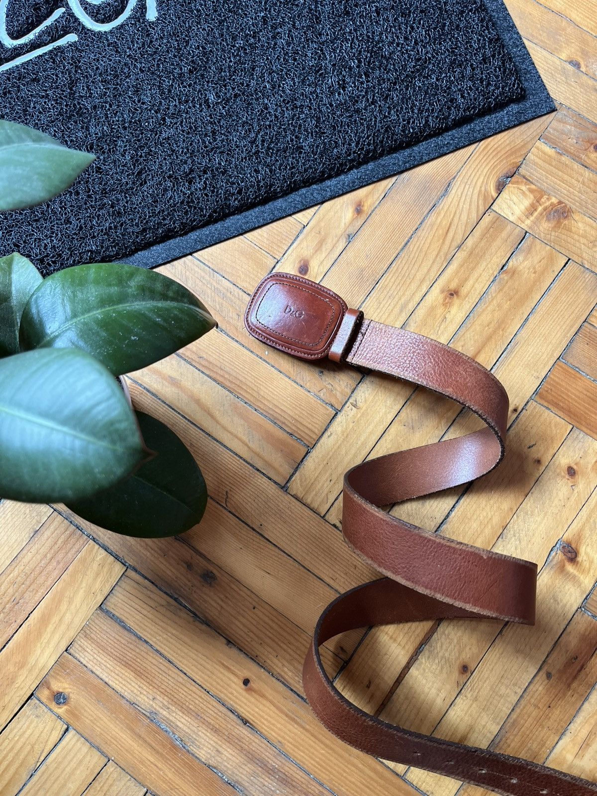 Vintage Dolce&Gabbana DG Made In Italy Leather Brown Belt