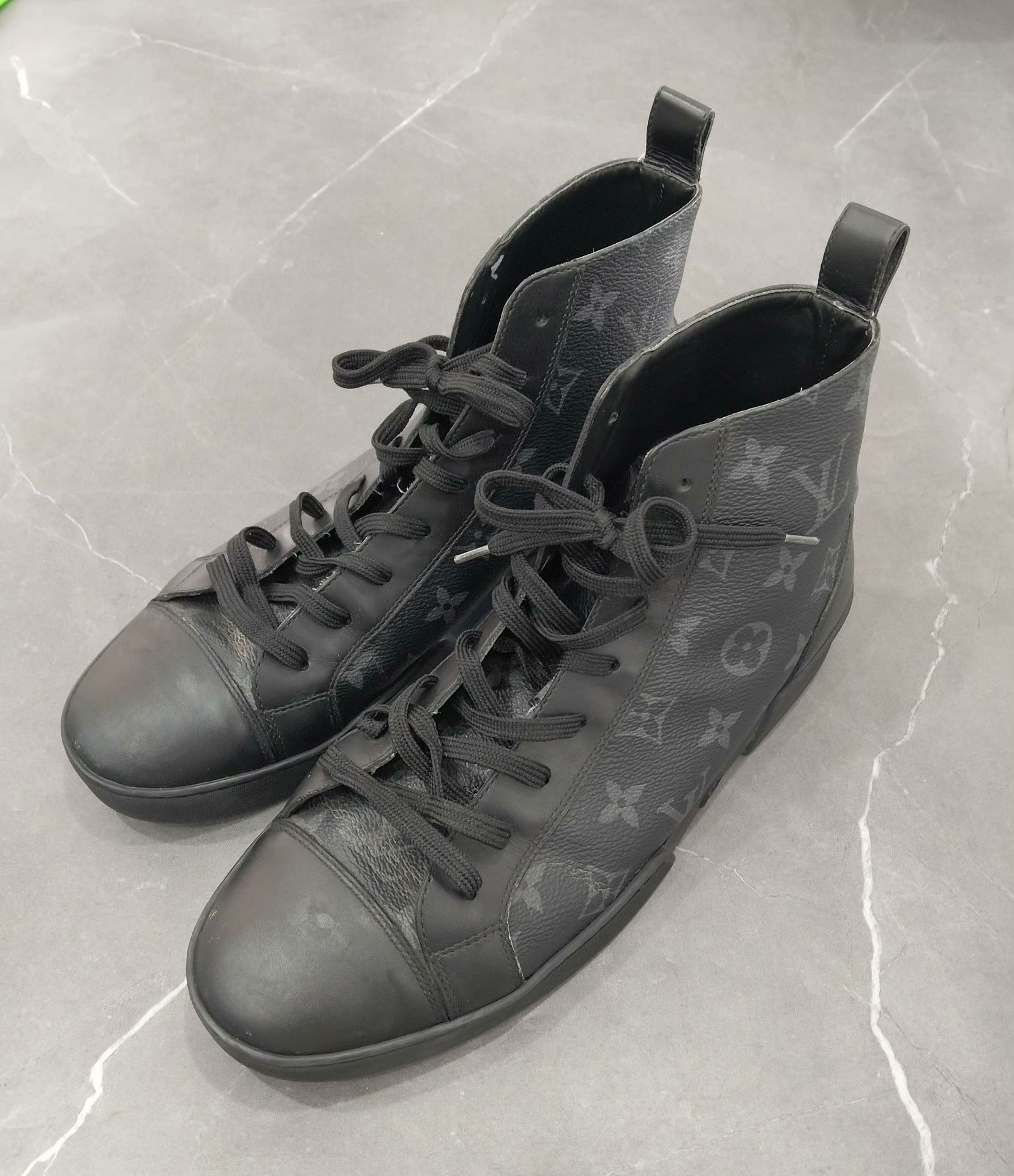 Louis Vuitton Louis Vuitton Hitop Sneakers 39 Men Size US 6.5 / EU 39-40 - 1 Thumbnail