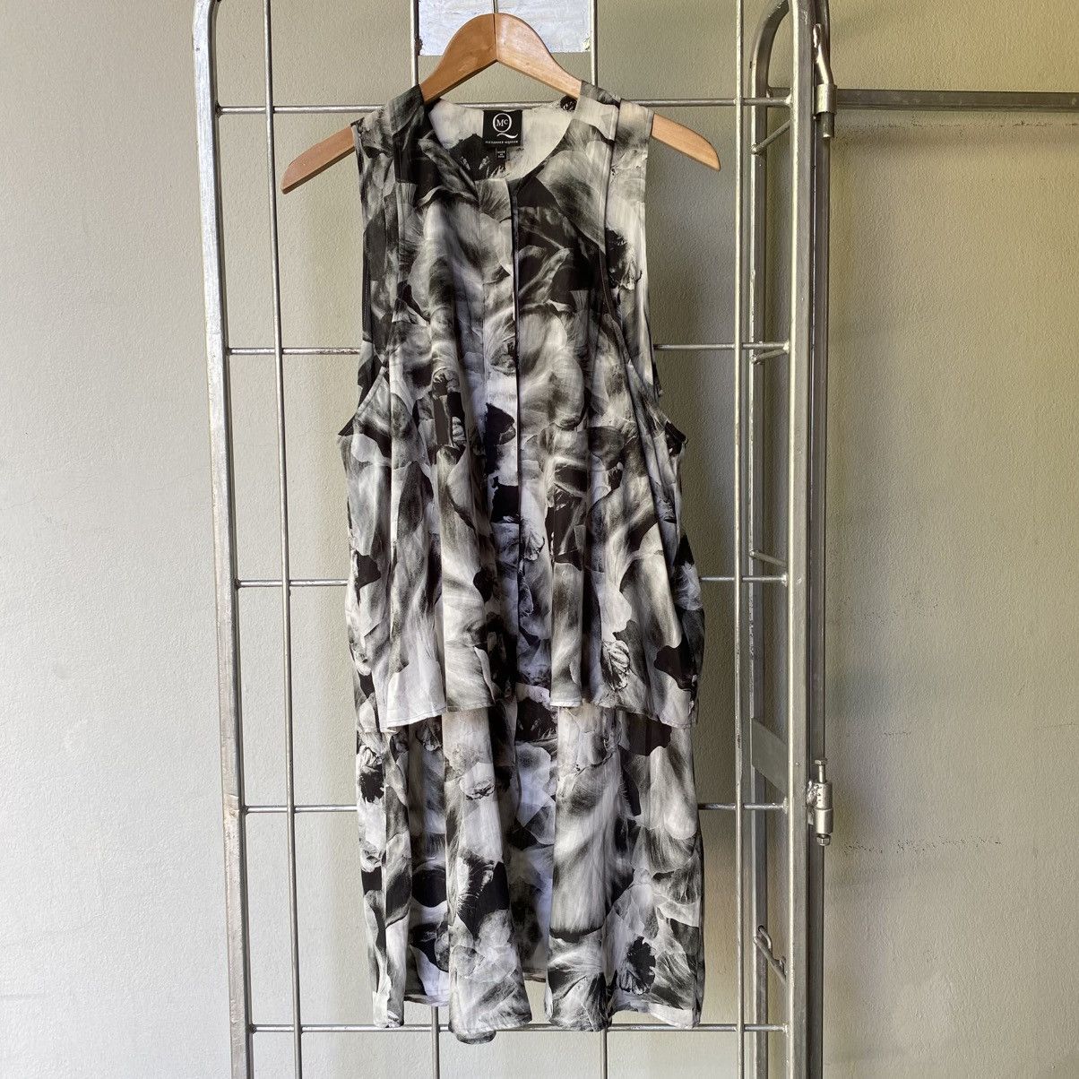 Alexander McQueen ALEXANDER MQUEEN Black & White Abstract Sleeveless Dress Size XS / US 0-2 / IT 36-38 - 3 Thumbnail