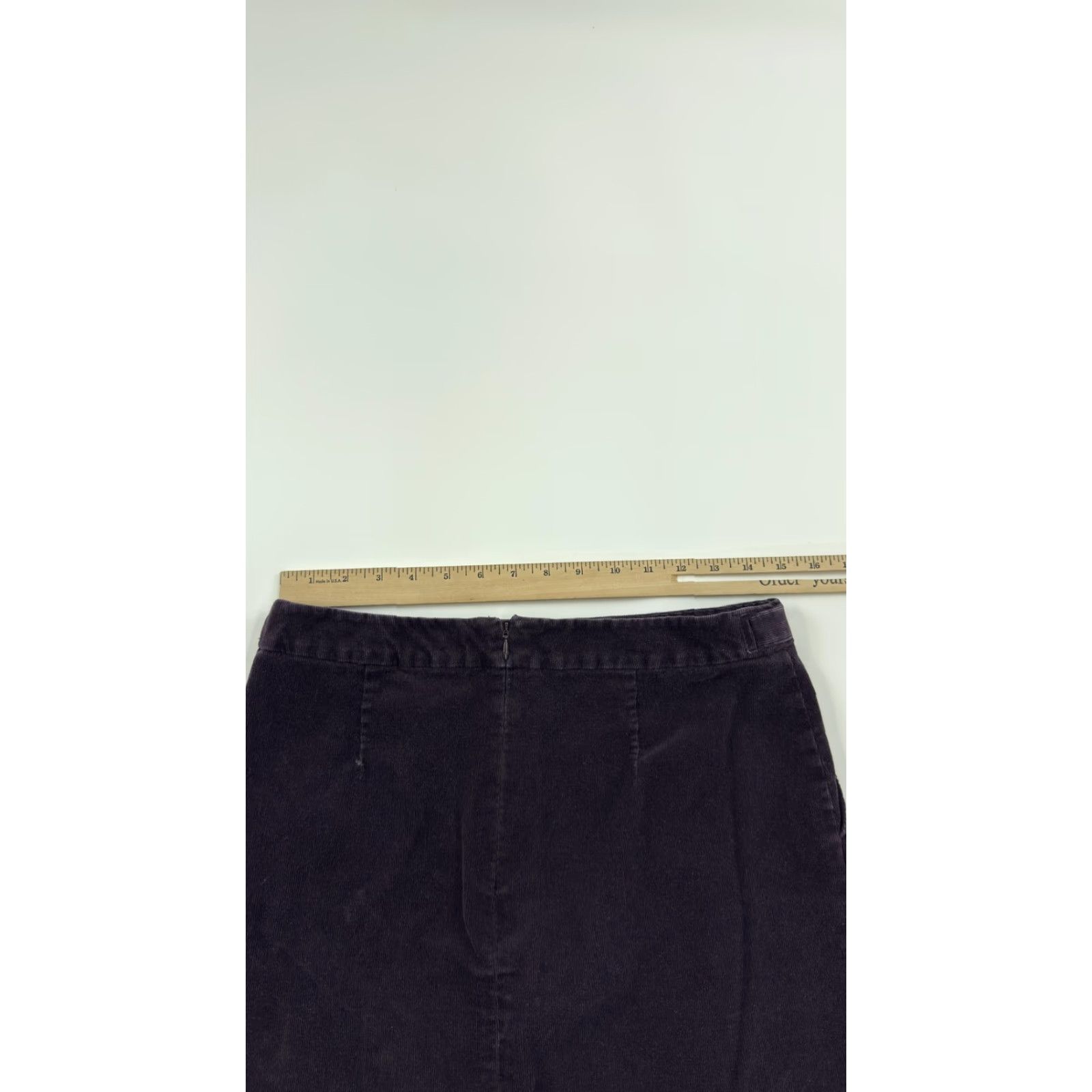 Banana Republic Banana Republic Skirt Womens 6 Purple Corduroy Mini Casual Pockets Zip Buttons Fall Winter Size 28" / US 6 / IT 42 - 7 Thumbnail