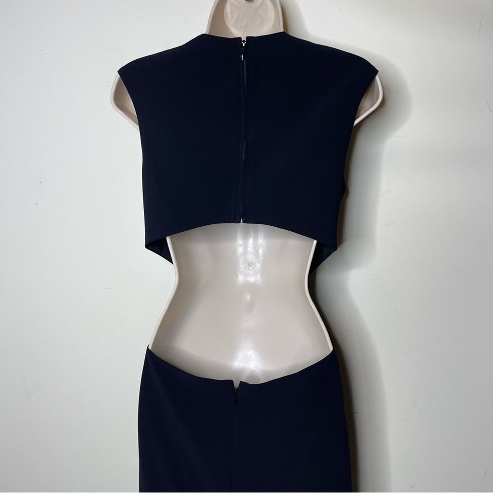 Halston Heritage Halston Heritage SLEEVELESS CUTOUT CREPE DRESS In BLACK sz 2 Size XS / US 0-2 / IT 36-38 - 7 Thumbnail