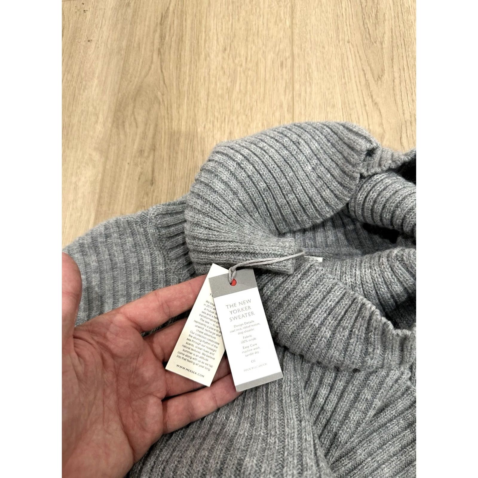 Vintage VINTAGE NWT MerSea New Yorker Ribbed Cowl Sweater Grey Cozy Chic One Size Size ONE SIZE - 6 Thumbnail