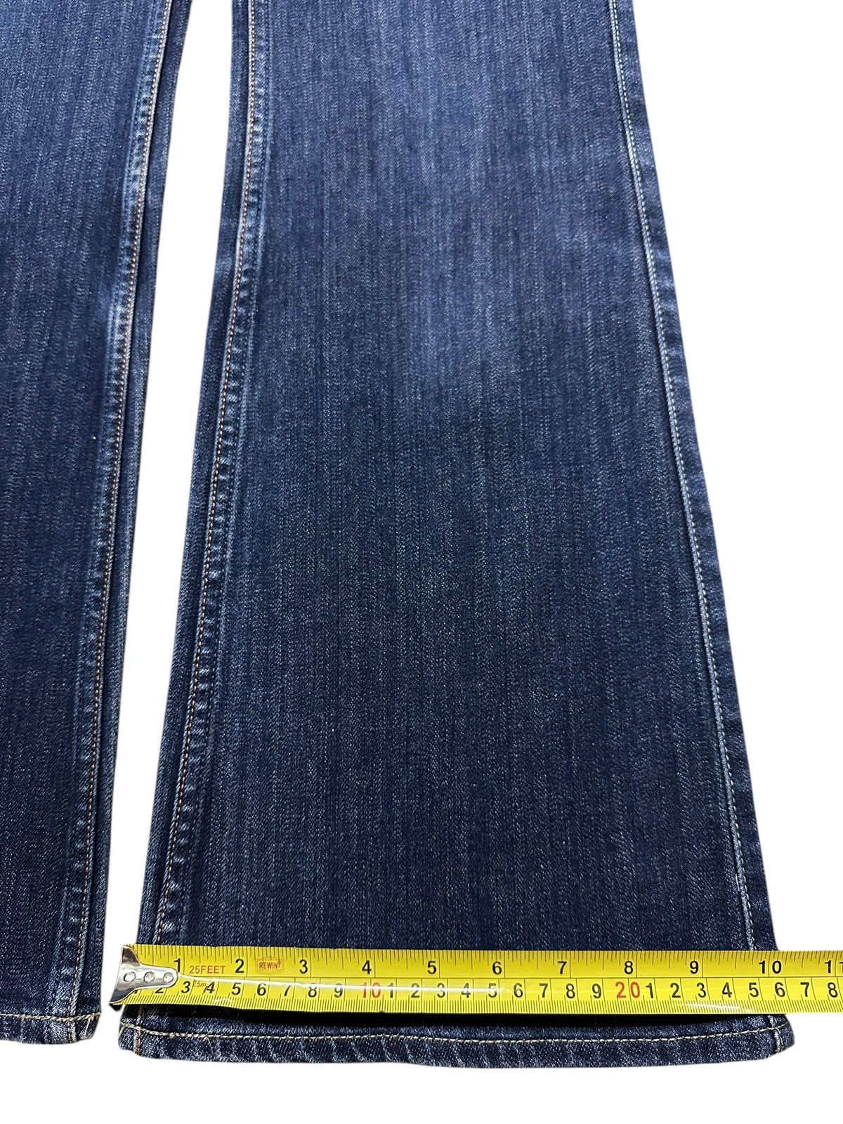 Japanese Brand Vintage Japanese Uniqlo Blue Wash Style Wide Leg Jeans Size US 30 / EU 46 - 16 Thumbnail