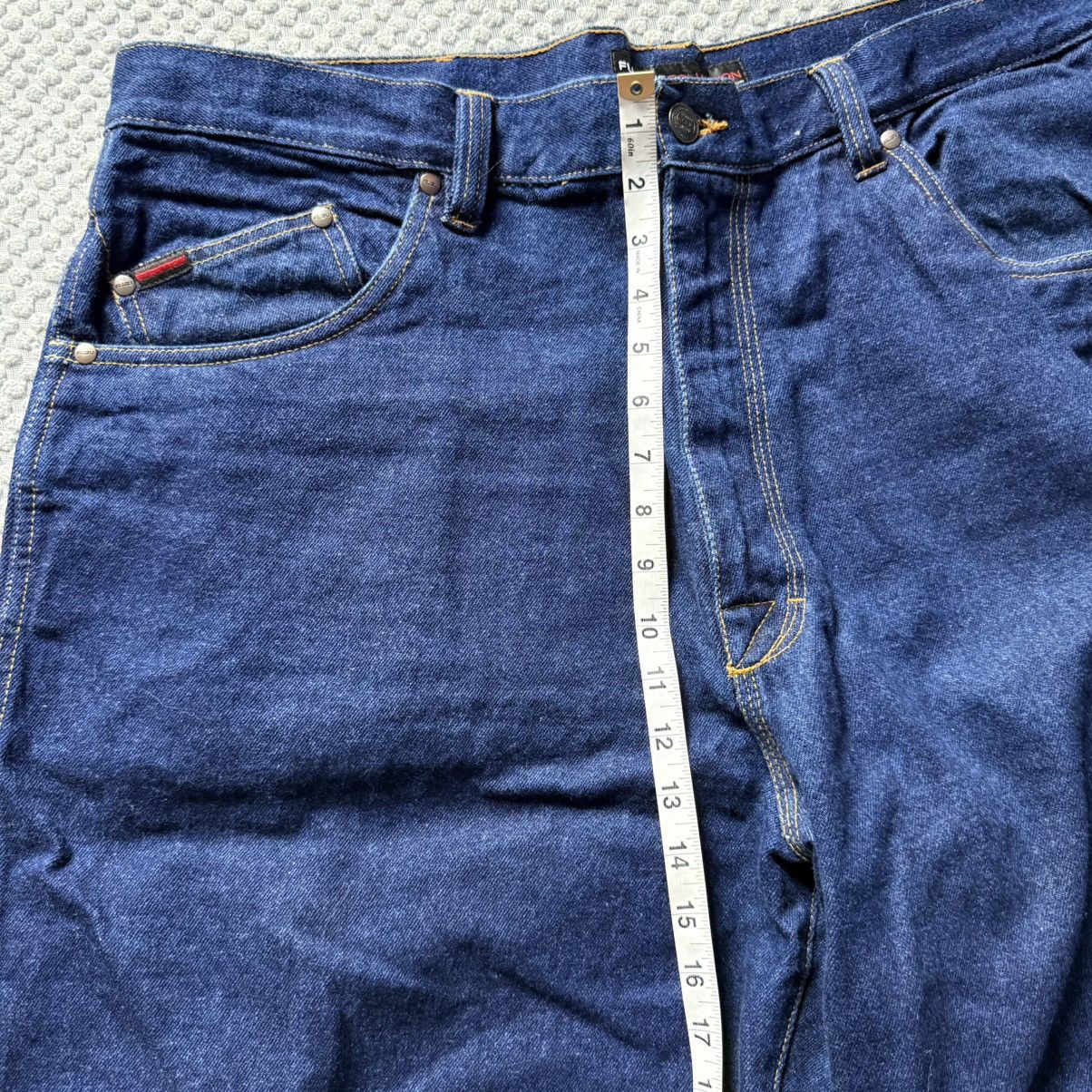 Fubu 90s Vintage FUBU denim jean shorts Men’s W42 Size US 42 / EU 58 - 11 Thumbnail