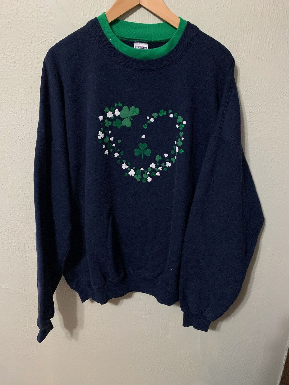 Vintage Vintage Crewneck Shamrock Heart Navy Vintage Sweatshirt Size US XXL / EU 58 / 5 - 1 Thumbnail