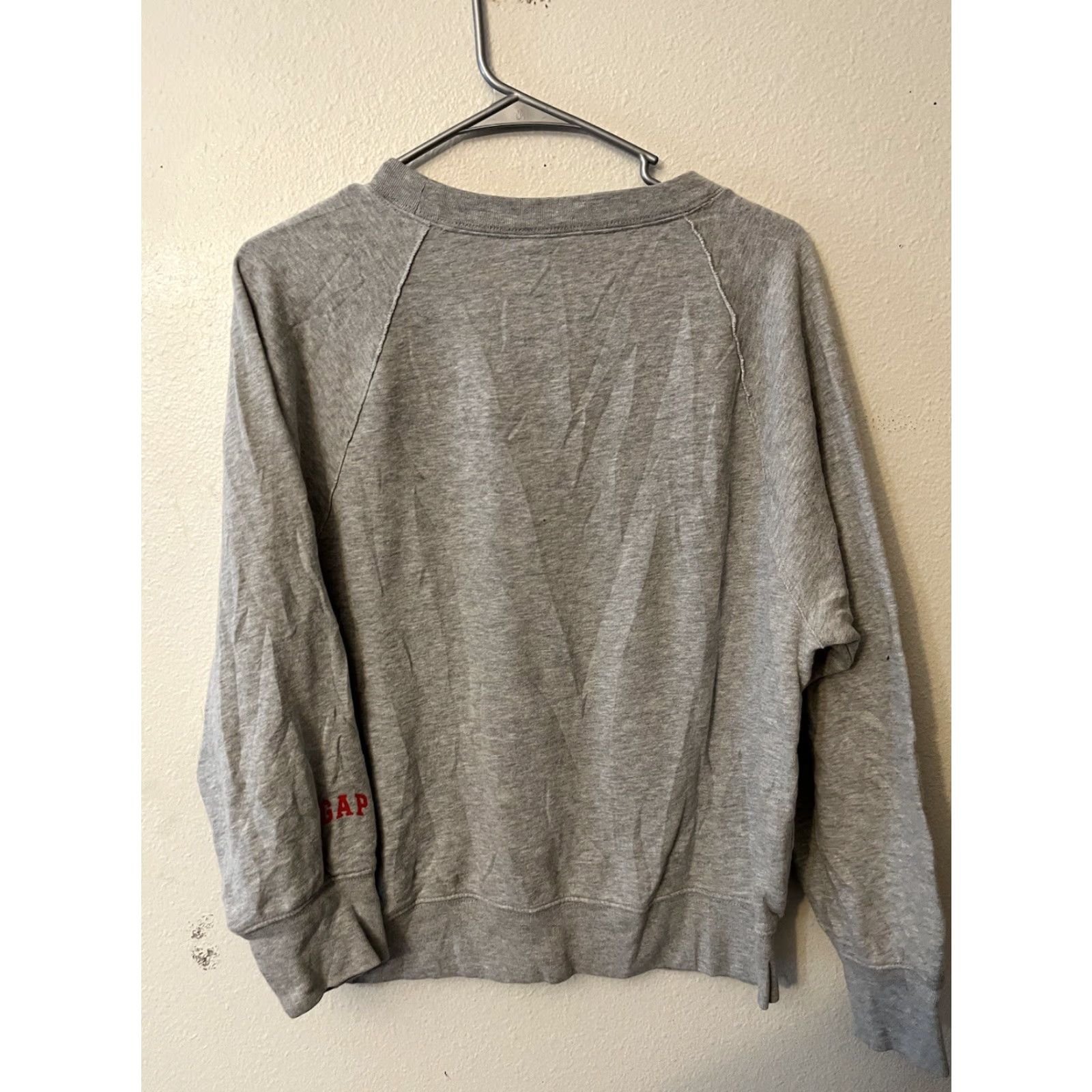 Gap GAP Crewneck Sweatshirt est. 1969 Gray Size Small Mens Vintage pullover Size US S / EU 44-46 / 1 - 2 Thumbnail