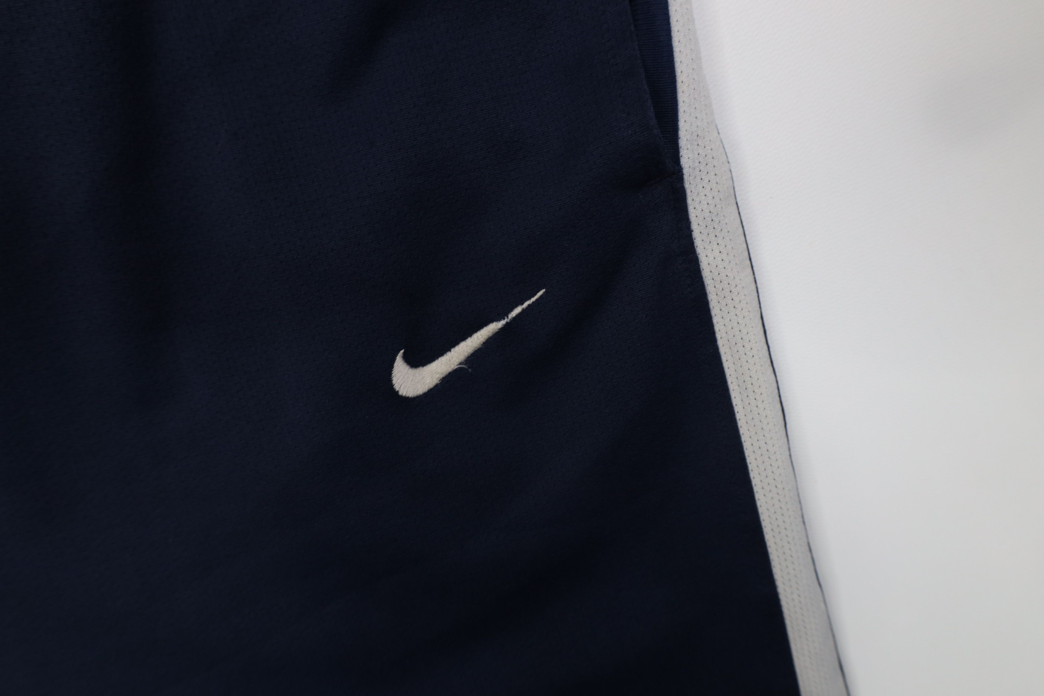 Nike Vintage Y2K Nike Basketball Scott Mini Swoosh Wide Leg Pants Size US 36 / EU 52 - 7 Thumbnail