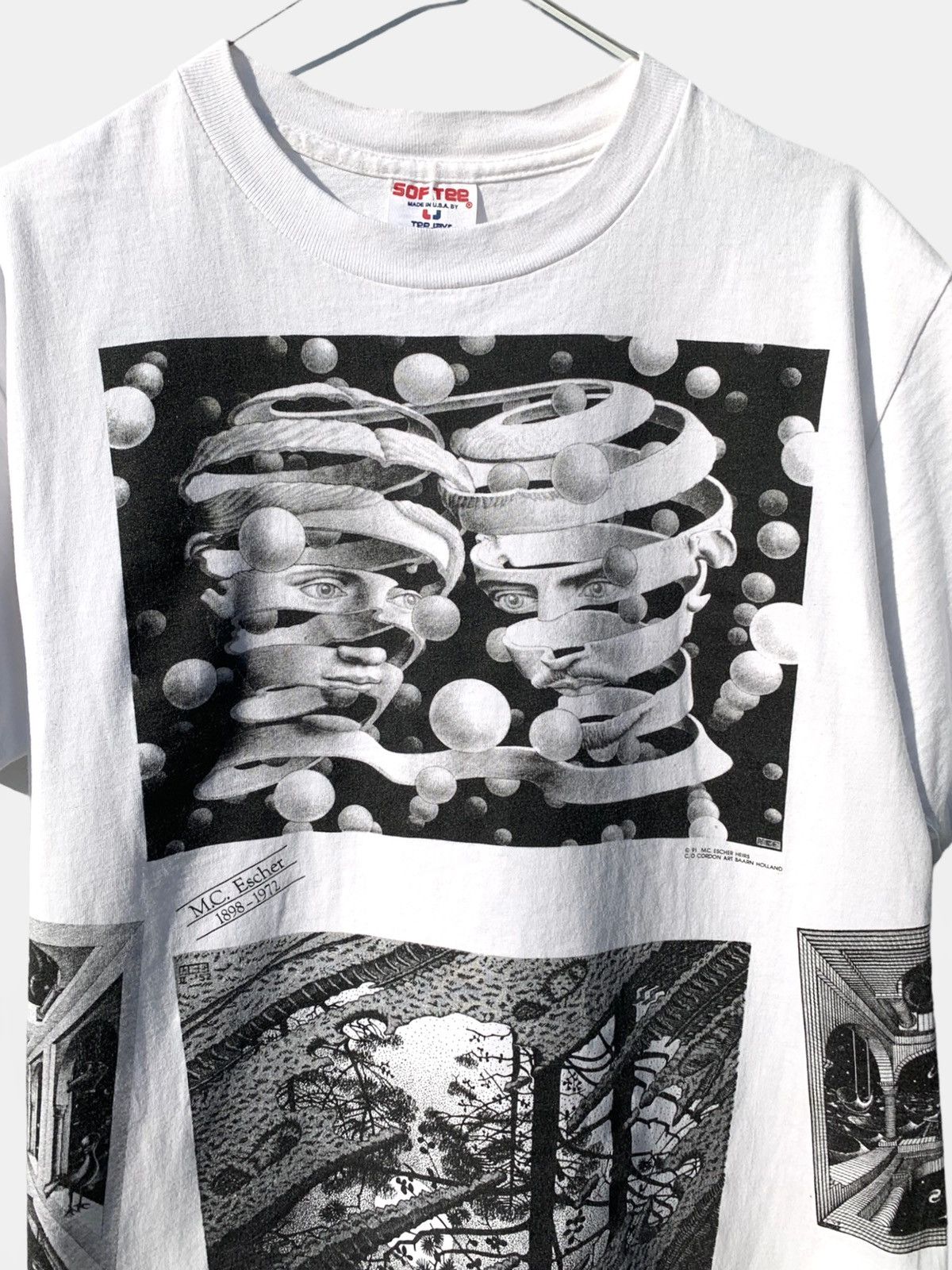 Vintage 1991 Vintage MC Escher All Over Print T-Shirt Tee 90s Size US L / EU 52-54 / 3 - 4 Thumbnail