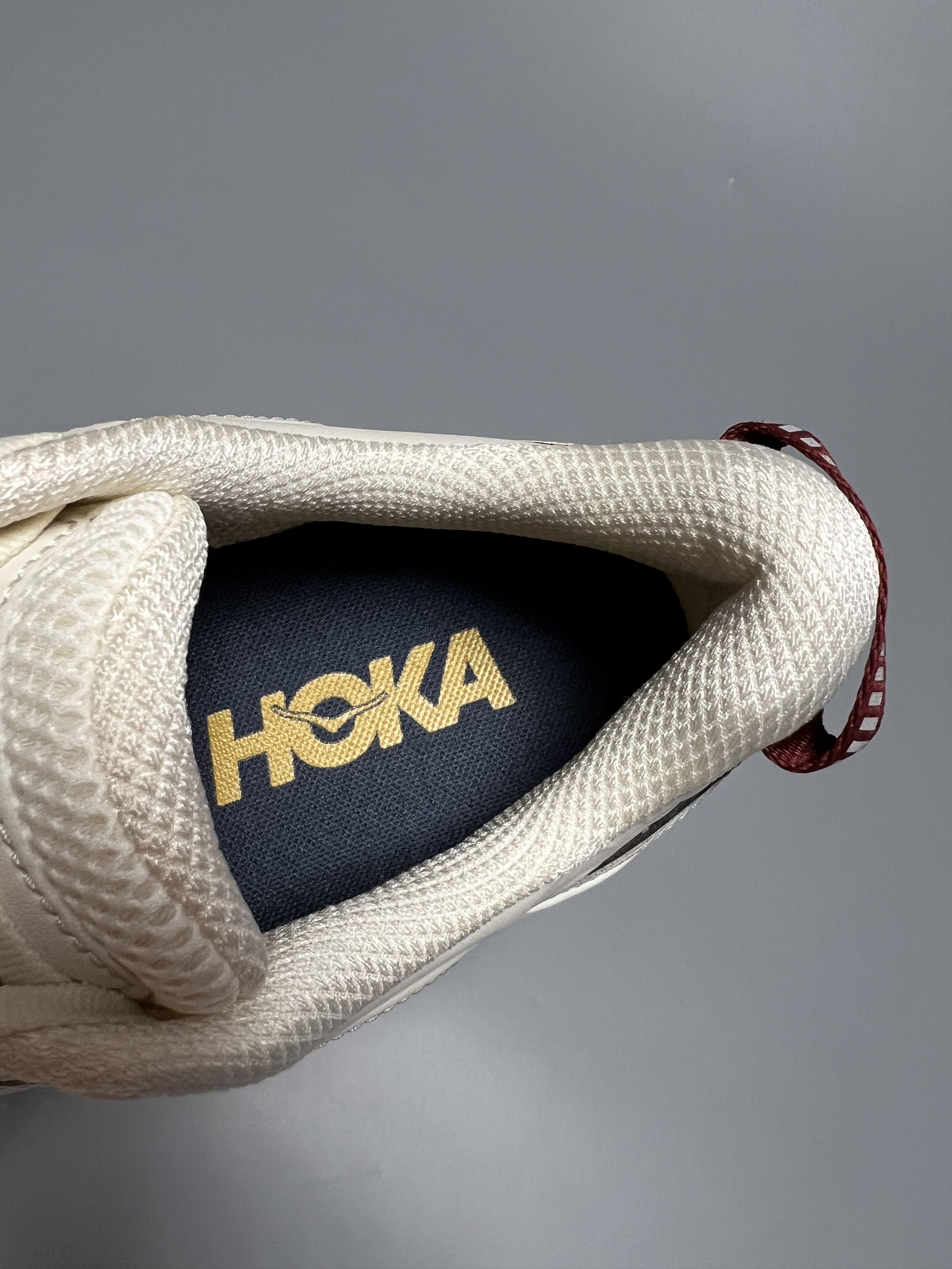 Hoka Hoka One One Clifton L Athletics Running Shoes Size US 10.5 / EU 43-44 - 7 Thumbnail