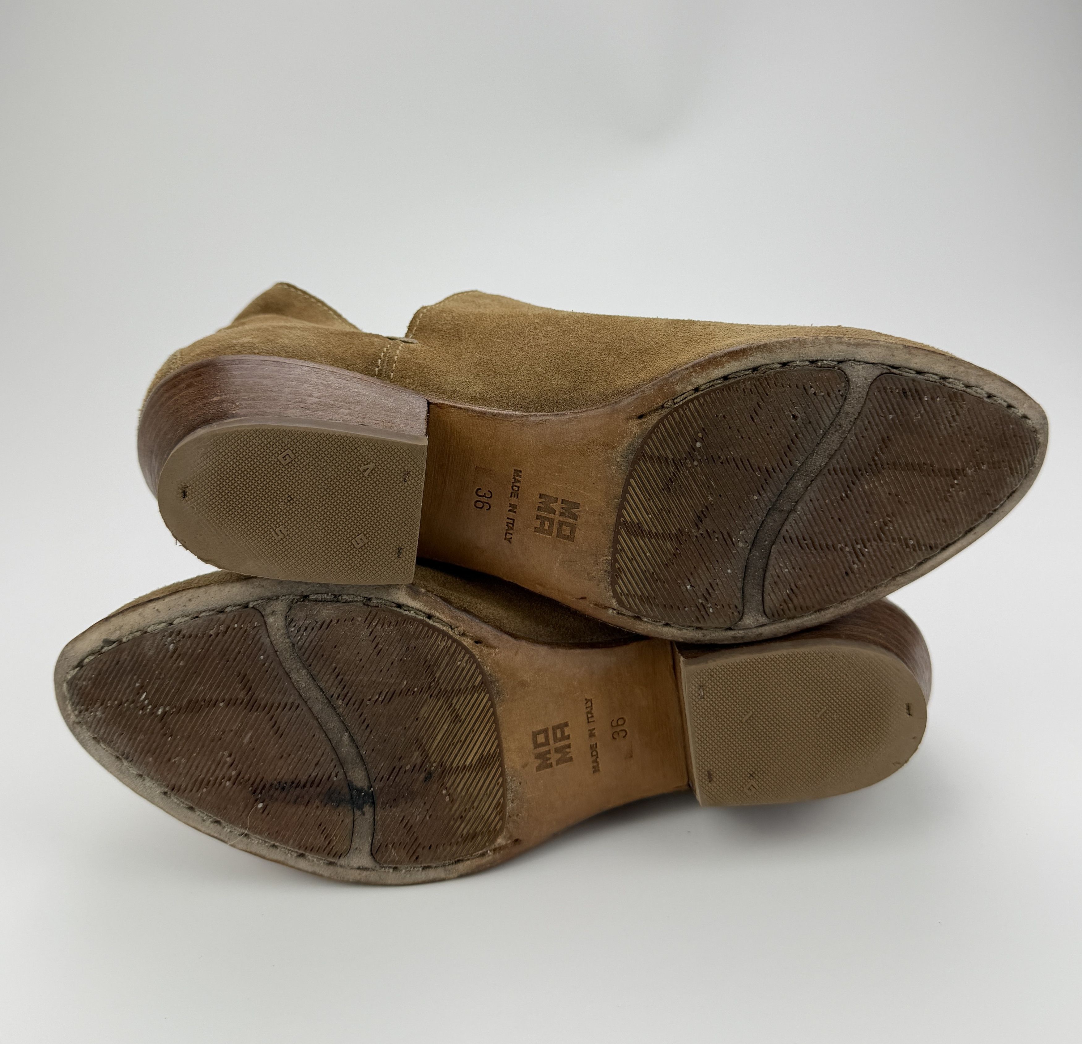 MoMA Moma Beige Suede Ankle Boots Side Slid Pointed Toes Size US 6 / IT 36 - 4 Thumbnail