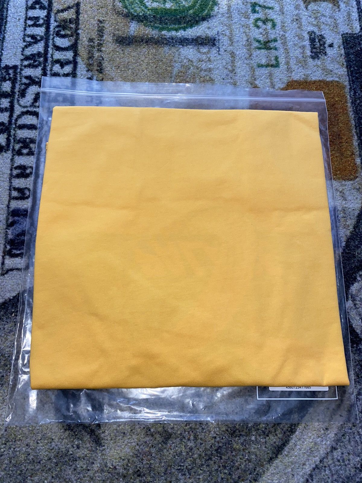 Palace Palace Hesh Mit Fresh T-Shirt Gold Size US M / EU 48-50 / 2 - 4 Thumbnail