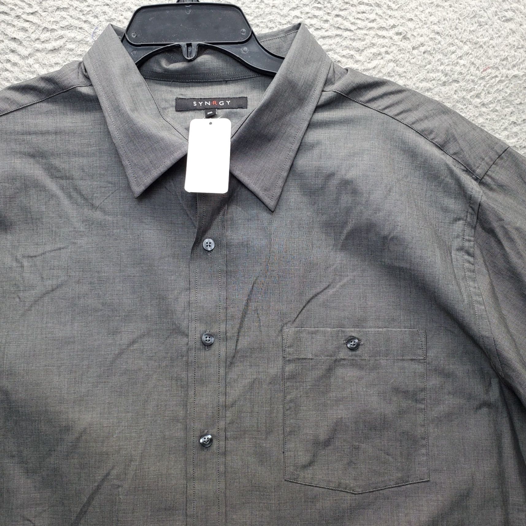 Vintage Synrgy Mens Shirt 2XL Gray Short Sleeve Button-Up Pocket Chest 27.75 Length 33.75 NWT Midweight Casual Size US XXL / EU 58 / 5 - 6 Thumbnail