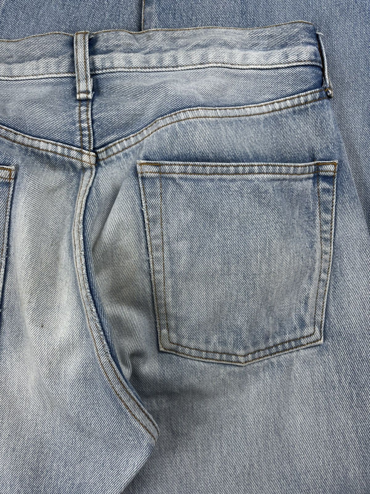 Balenciaga FW18 Balenciaga Heelbite Distressed Bootcut Denim Jeans Size US 30 / EU 46 - 4 Thumbnail