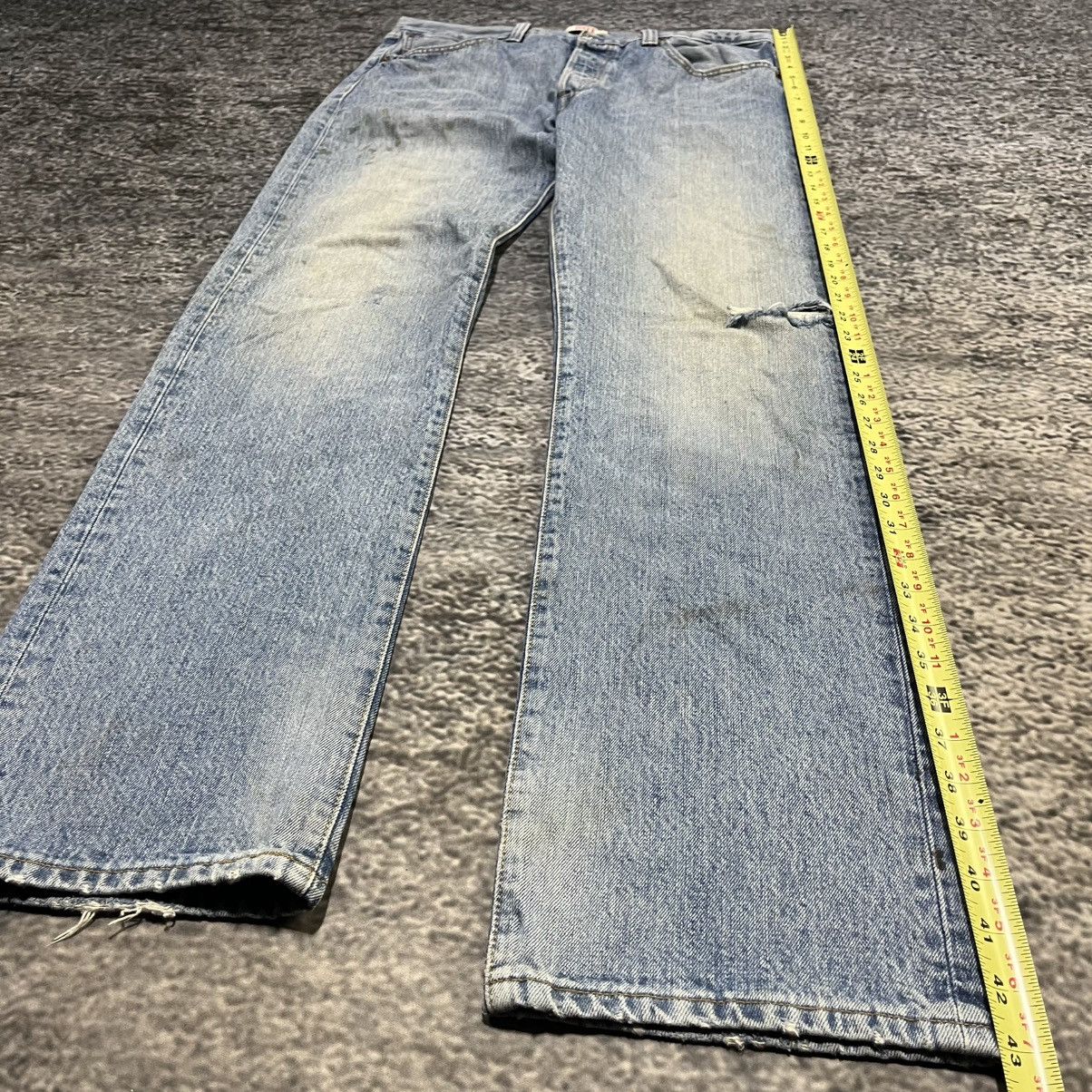 Levi's Vintage Levi's 501 Button Fly Blue Faded Baggy Skater Jeans Size US 34 / EU 50 - 13 Thumbnail