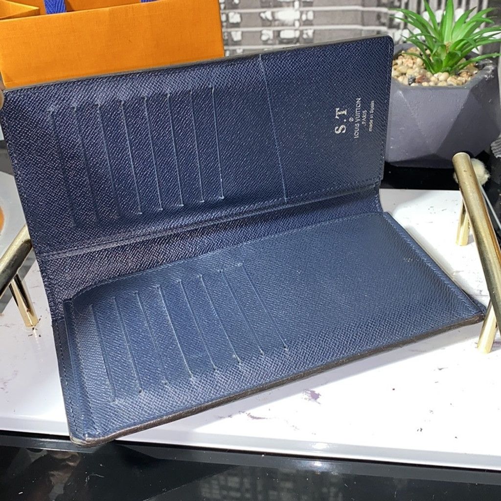 Louis Vuitton Authentic Louis Vuitton 💙Epi Brazza Wallet Size ONE SIZE - 10 Thumbnail