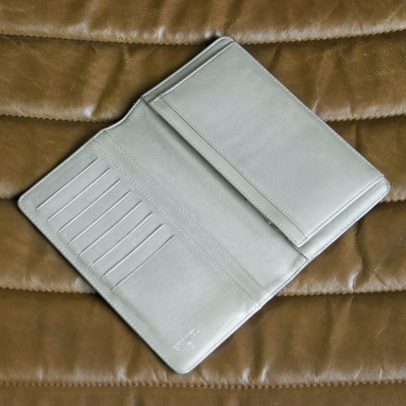Chanel CHANEL Camellia Flower Embossed Leather Bifold Long Wallet Size ONE SIZE - 10 Thumbnail
