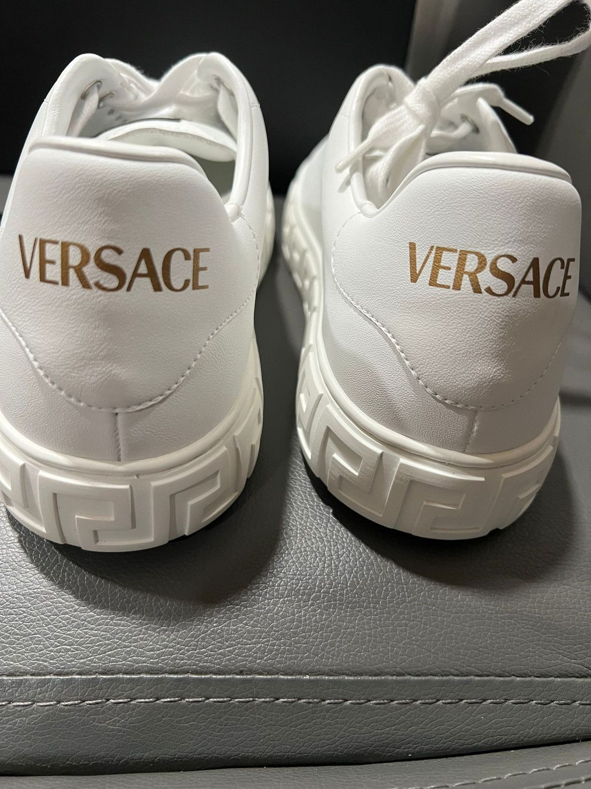Versace Versace Greca sneakers Size US 8 / IT 38 - 4 Thumbnail