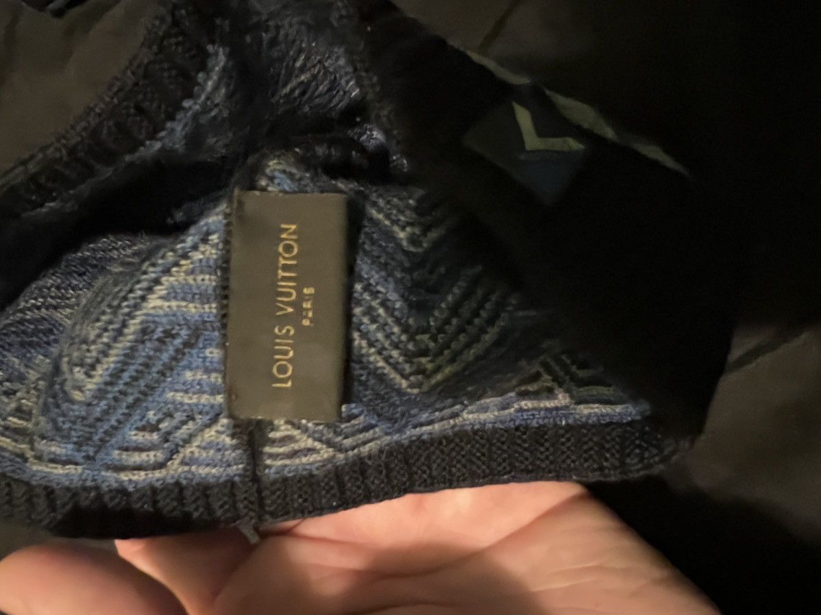 Louis Vuitton Louis Vuitton Scarf And Beanie Hat Set Grey Blue Echarpe V Size ONE SIZE - 3 Thumbnail