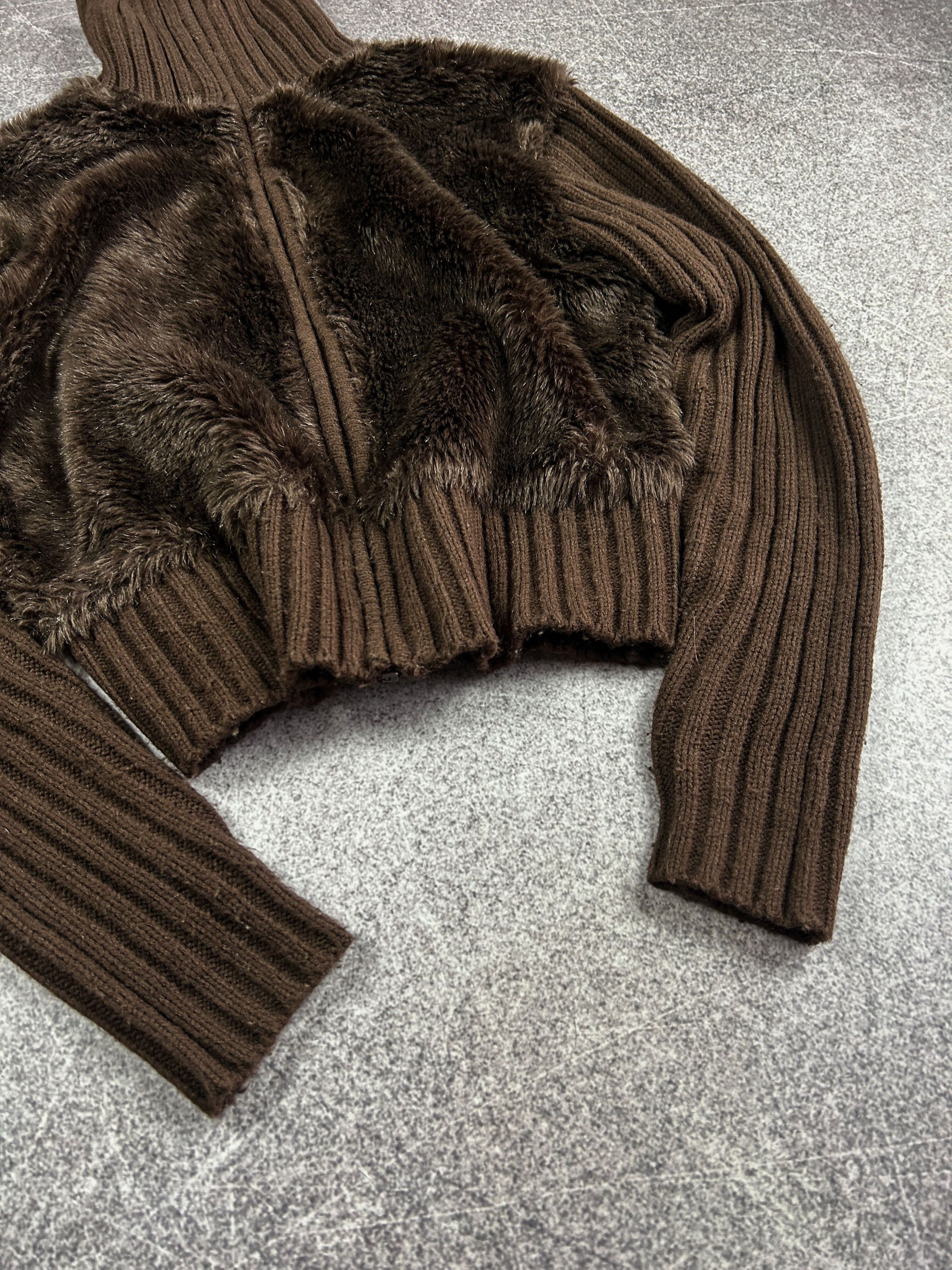 Japanese Brand Y2K Faux Fur Knit Zip Sweater Cropped Brown Archive Core Size US S / EU 44-46 / 1 - 2 Thumbnail
