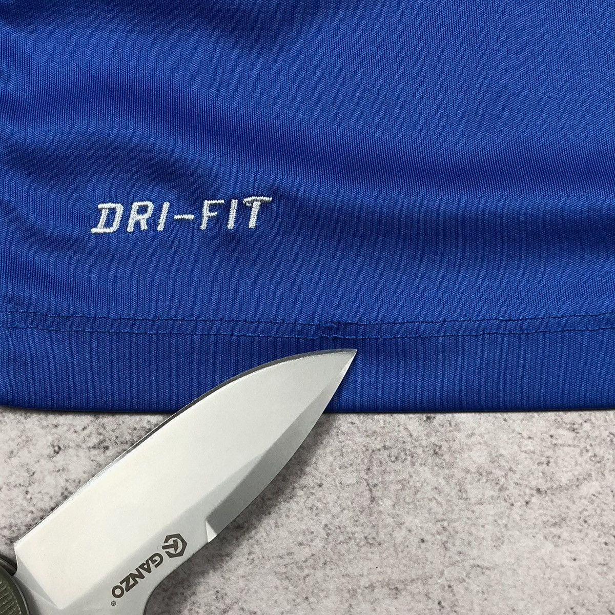 Nike Everton 2012-2013 Nike Training Jersey Size US L / EU 52-54 / 3 - 11 Thumbnail