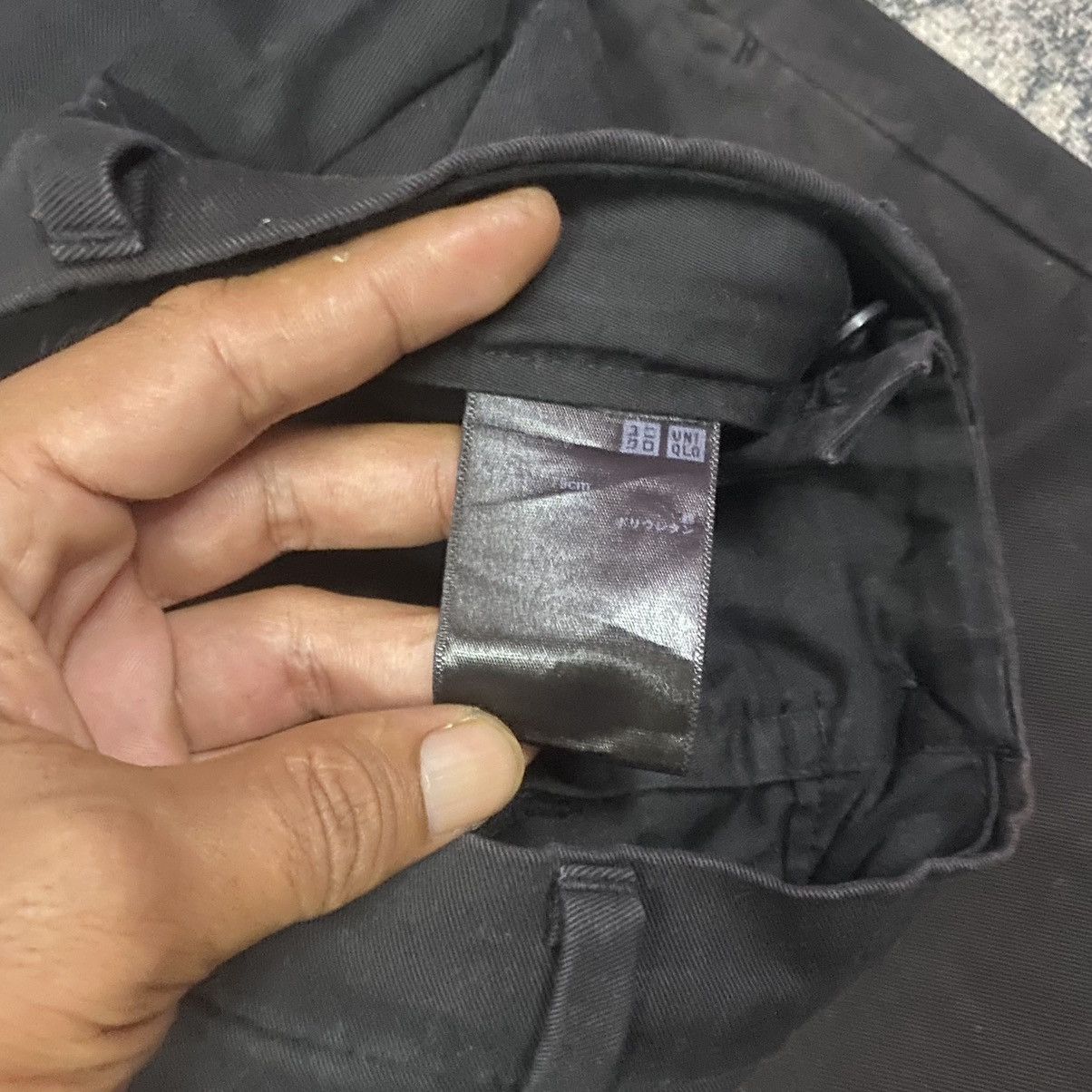 Japanese Brand × Uniqlo Japan Uniqlo Black Chinos Pants Size US 31 - 5 Thumbnail