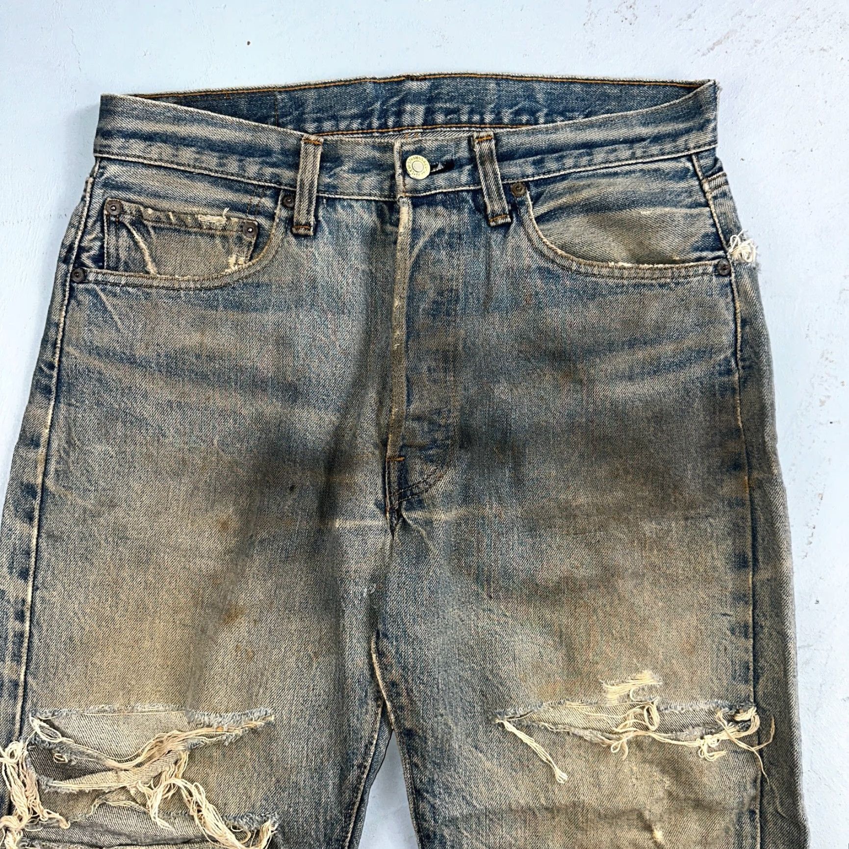 Levi's VINTAGE Levi's 501 XX Jeans Redline Selvedge Blue Mid Wash 31x27 80s Mens Size US 31 - 2 Thumbnail