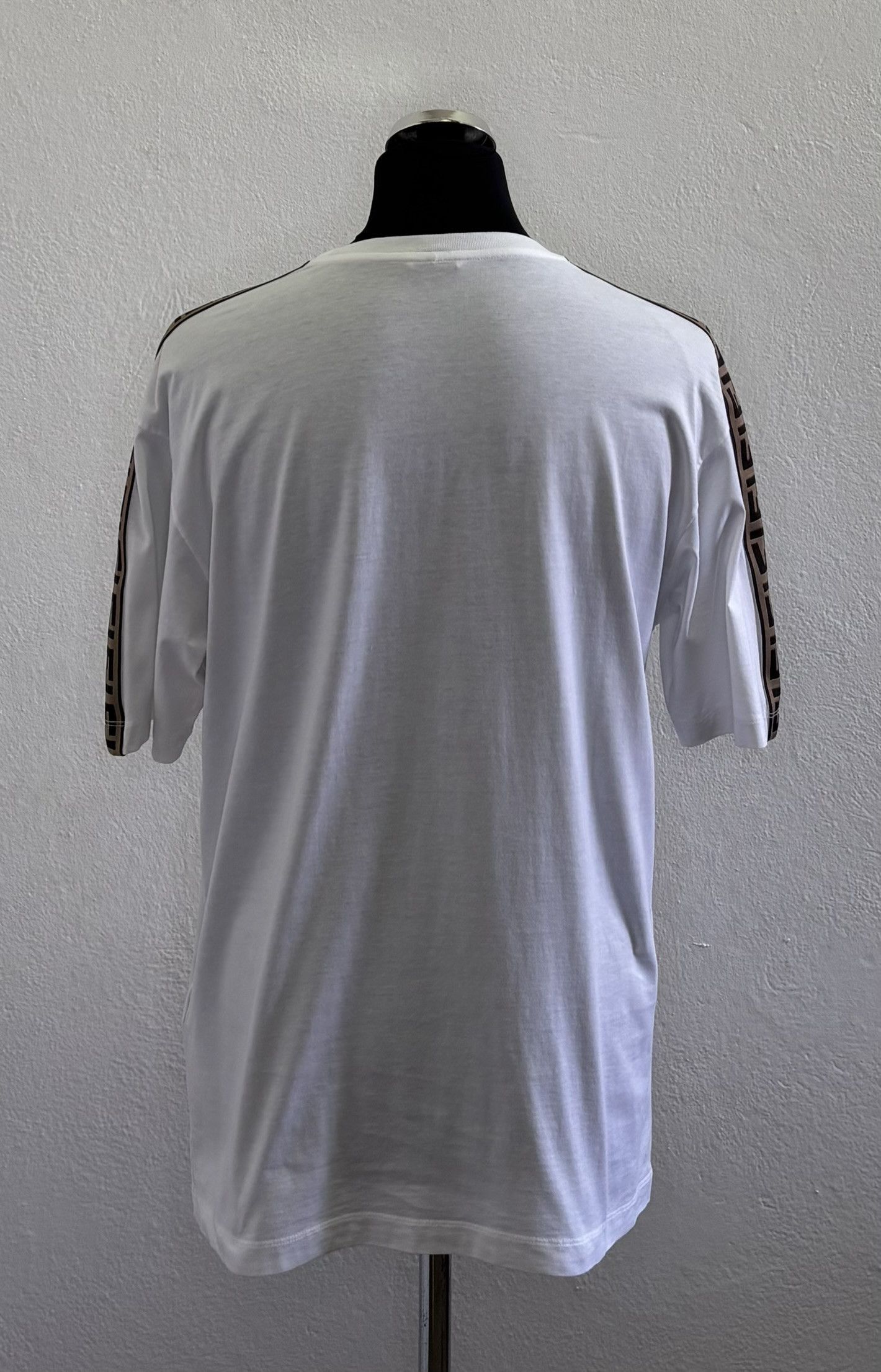 Fendi T-shirt Fendi Monogram Medium Size US M / EU 48-50 / 2 - 2 Thumbnail