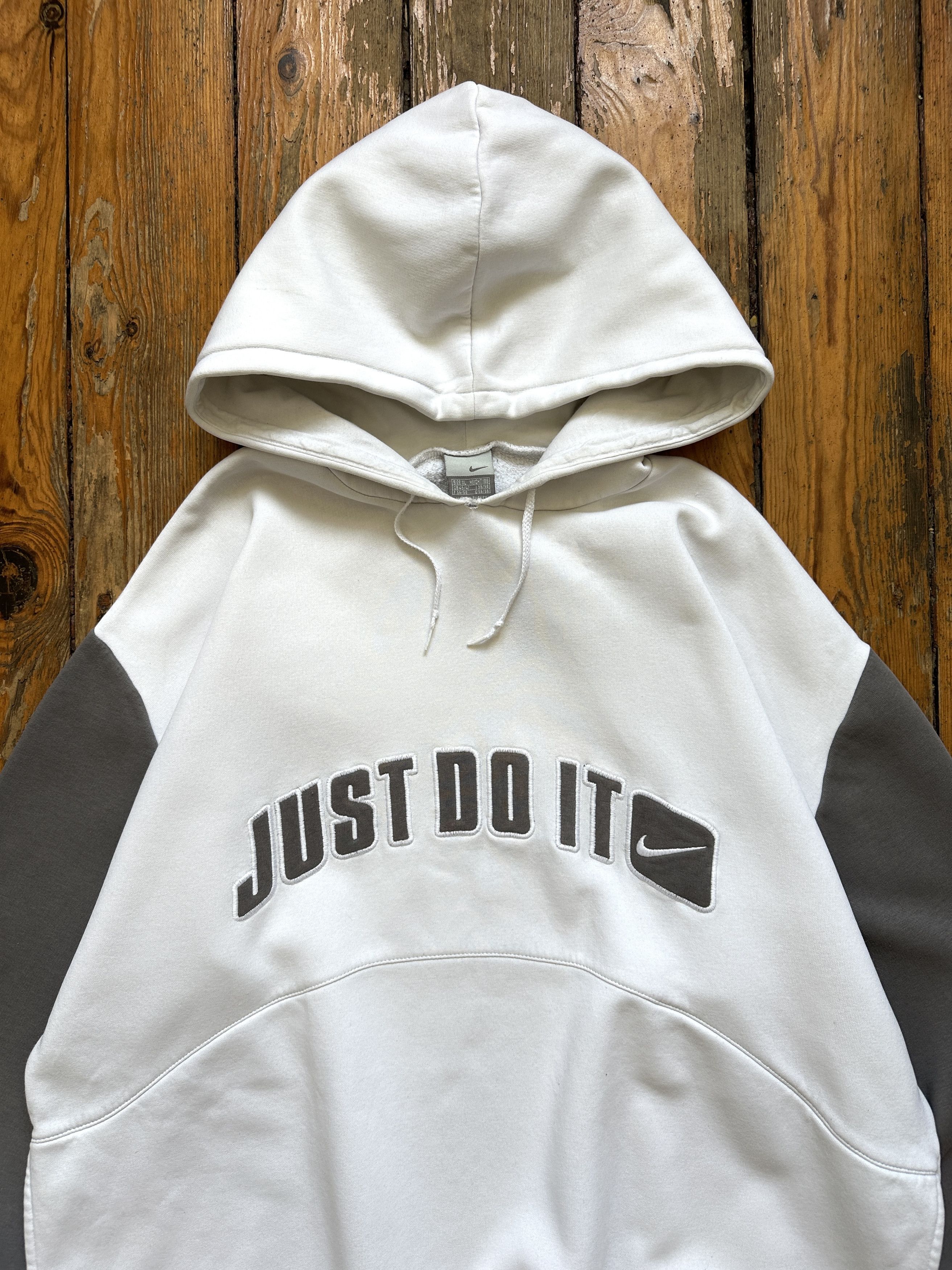 Nike vintage y2k 00s nike spellout boxy oversize hoodie Size US XL / EU 56 / 4 - 4 Thumbnail