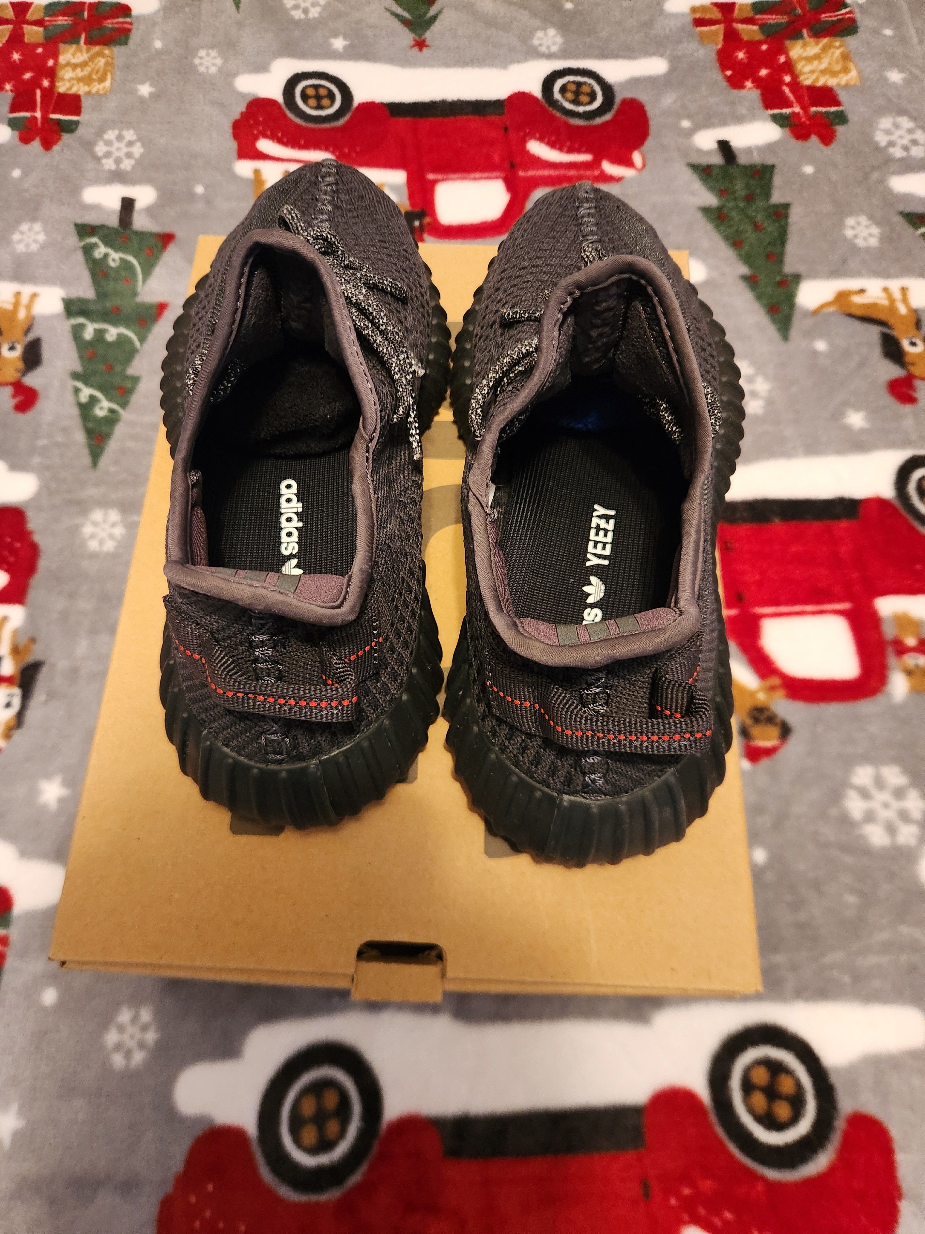 Adidas Yeezy v2 350 triple black non reflective Size US 7.5 / EU 40-41 - 2 Thumbnail